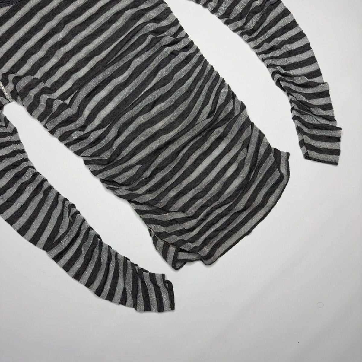 Dolce & Gabbana Dolce & Gabbana Striped Distressed Long Sleeve Top – Size 40 Size S / US 4 / IT 40 - 4 Thumbnail