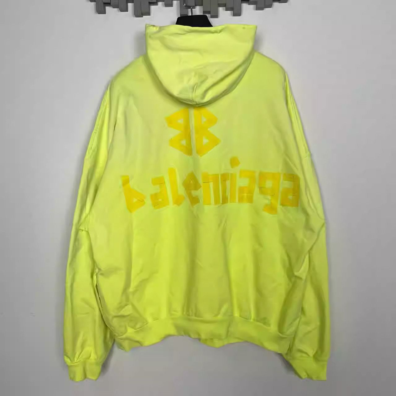 Balenciaga Balenciaga SS23 Letter Logo Printed Hoodie Size US L / EU 52-54 / 3 - 2 Thumbnail