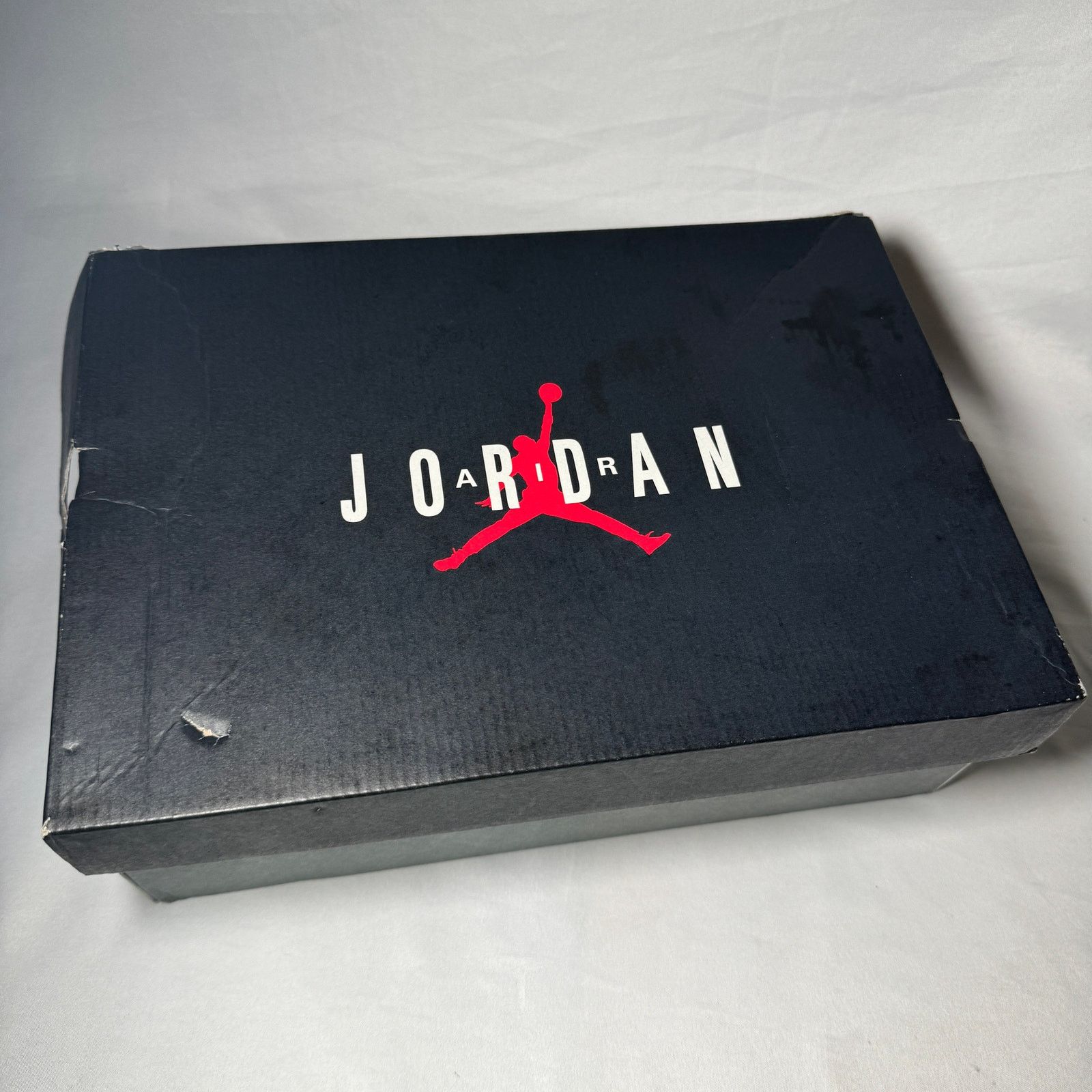 Jordan Brand × Nike Size 6 Nike Air Jordan 11 Retro Low GS Space Jam Men's Shoes Size US 6 / EU 39 - 11 Thumbnail