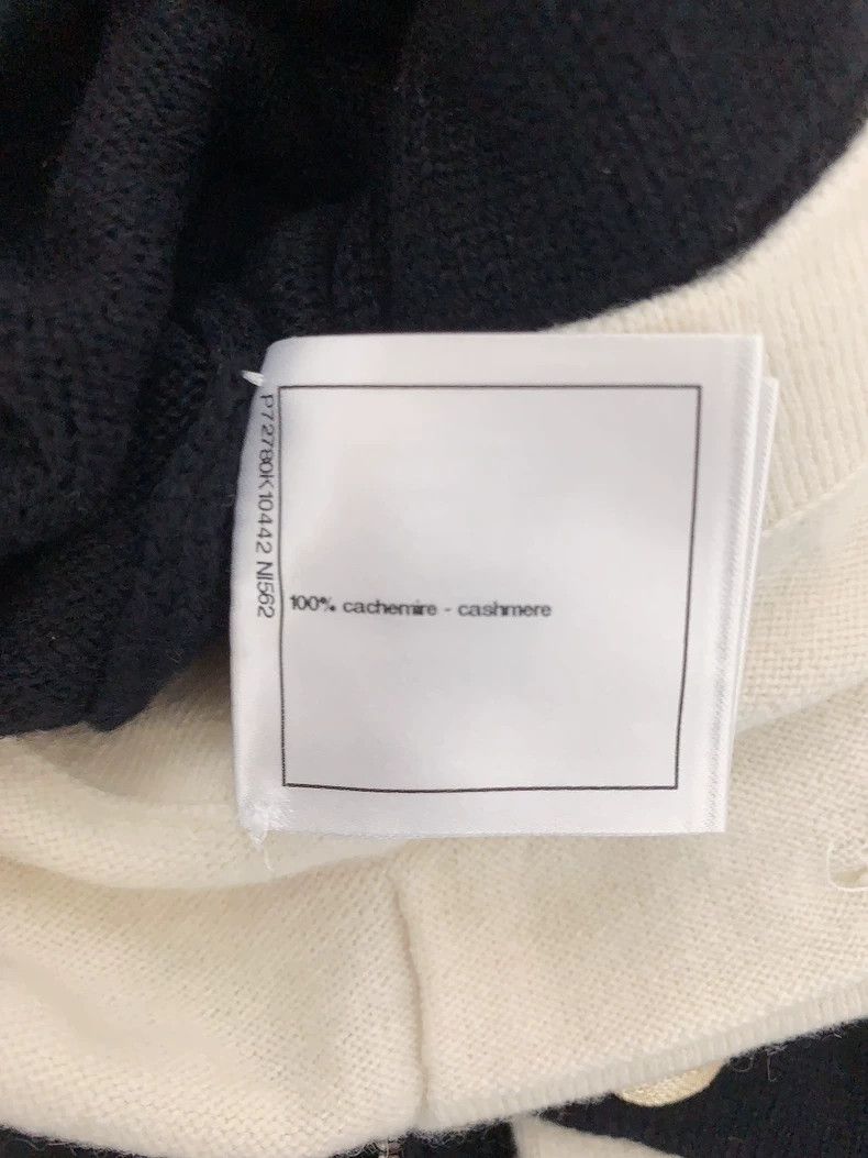 Chanel Chanel Black and white color-blocked sweater jacket Size XS / US 0-2 / IT 36-38 - 5 Thumbnail