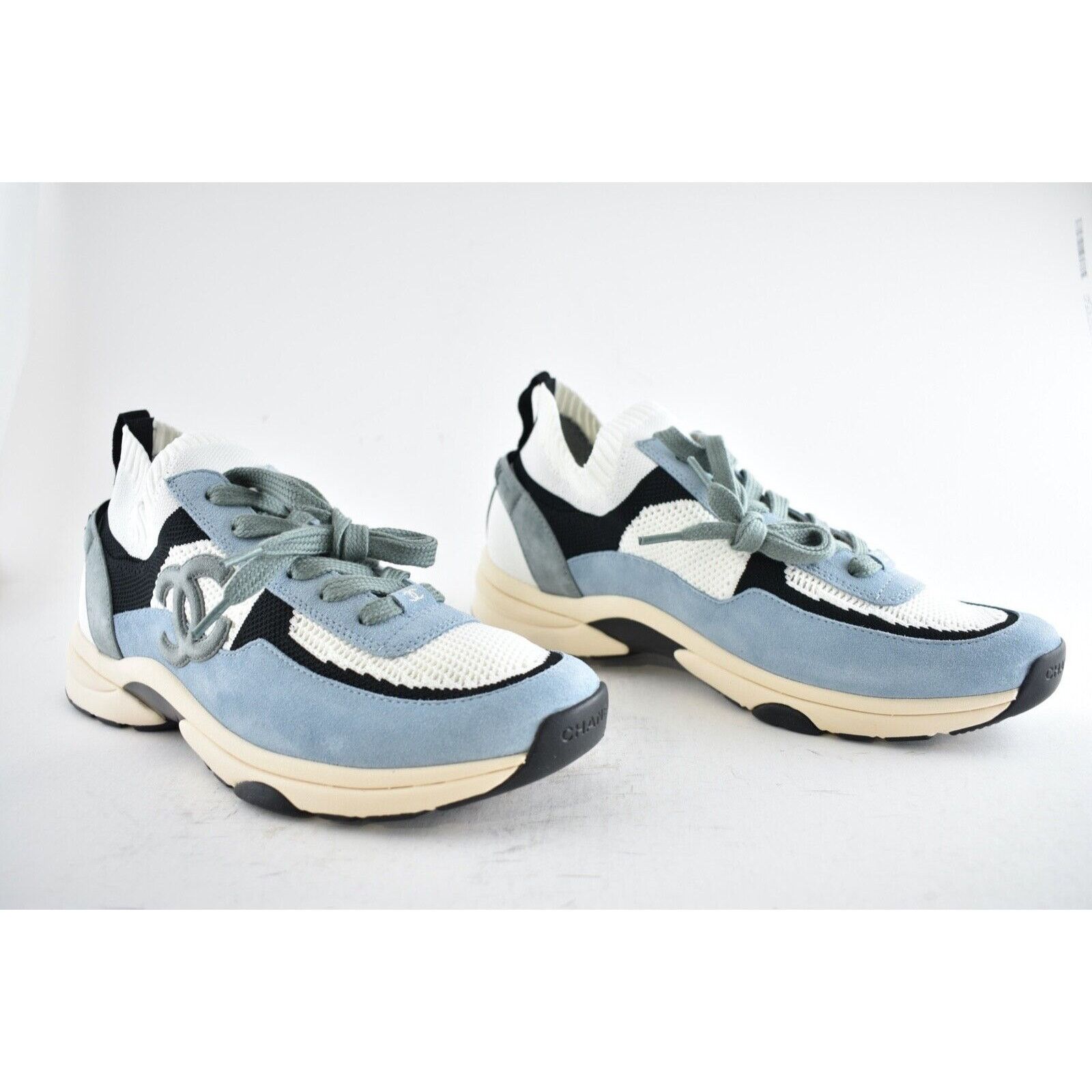 Chanel Chanel 22C Suede Knit CC Logo Low Top Trainer Sneaker 44 11 Size US 11 / EU 44 - 2 Thumbnail