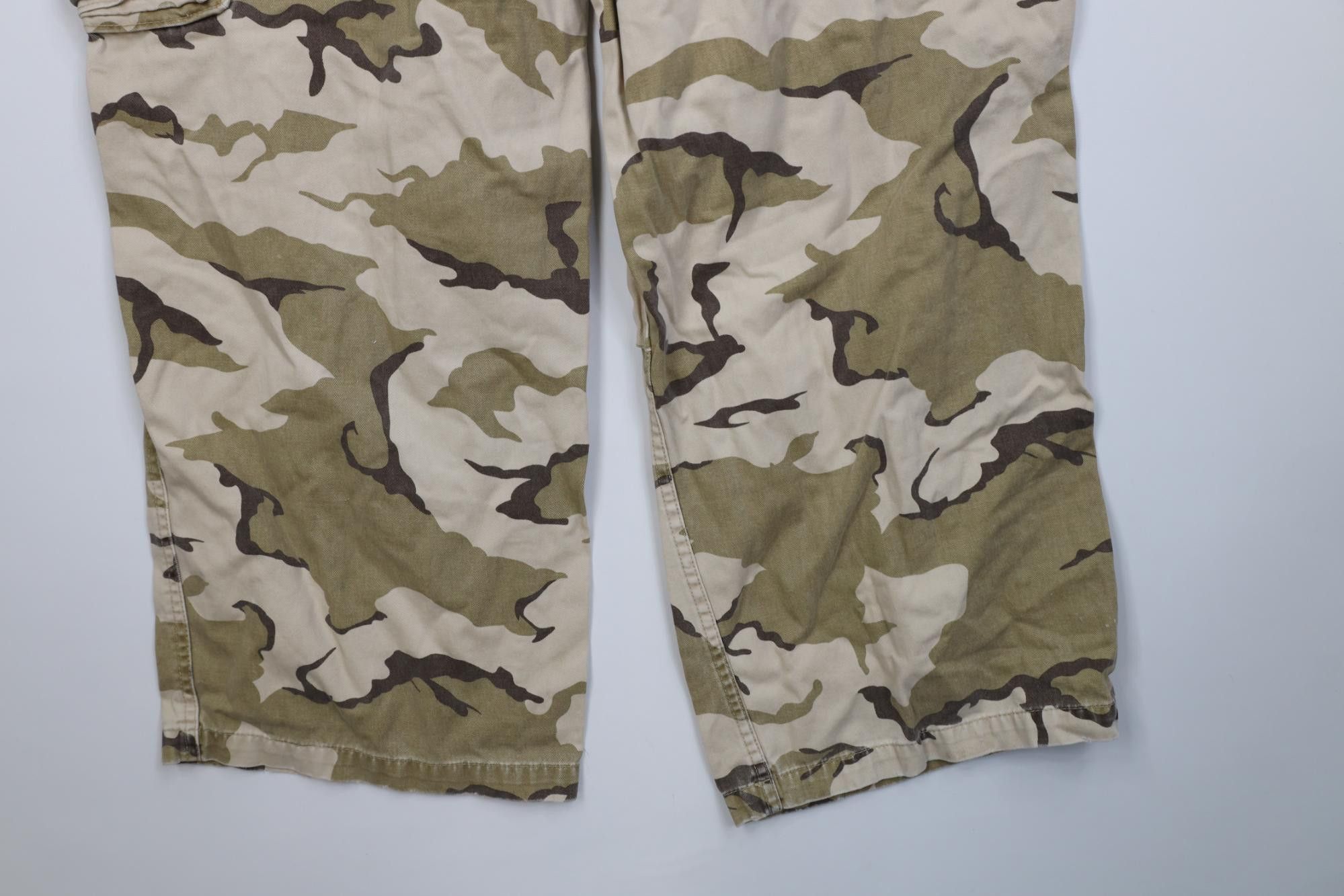 Vintage Vintage 90s Y2K Streetwear Camouflage Wide Leg Cargo Pants Size US 38 / EU 54 - 15 Thumbnail