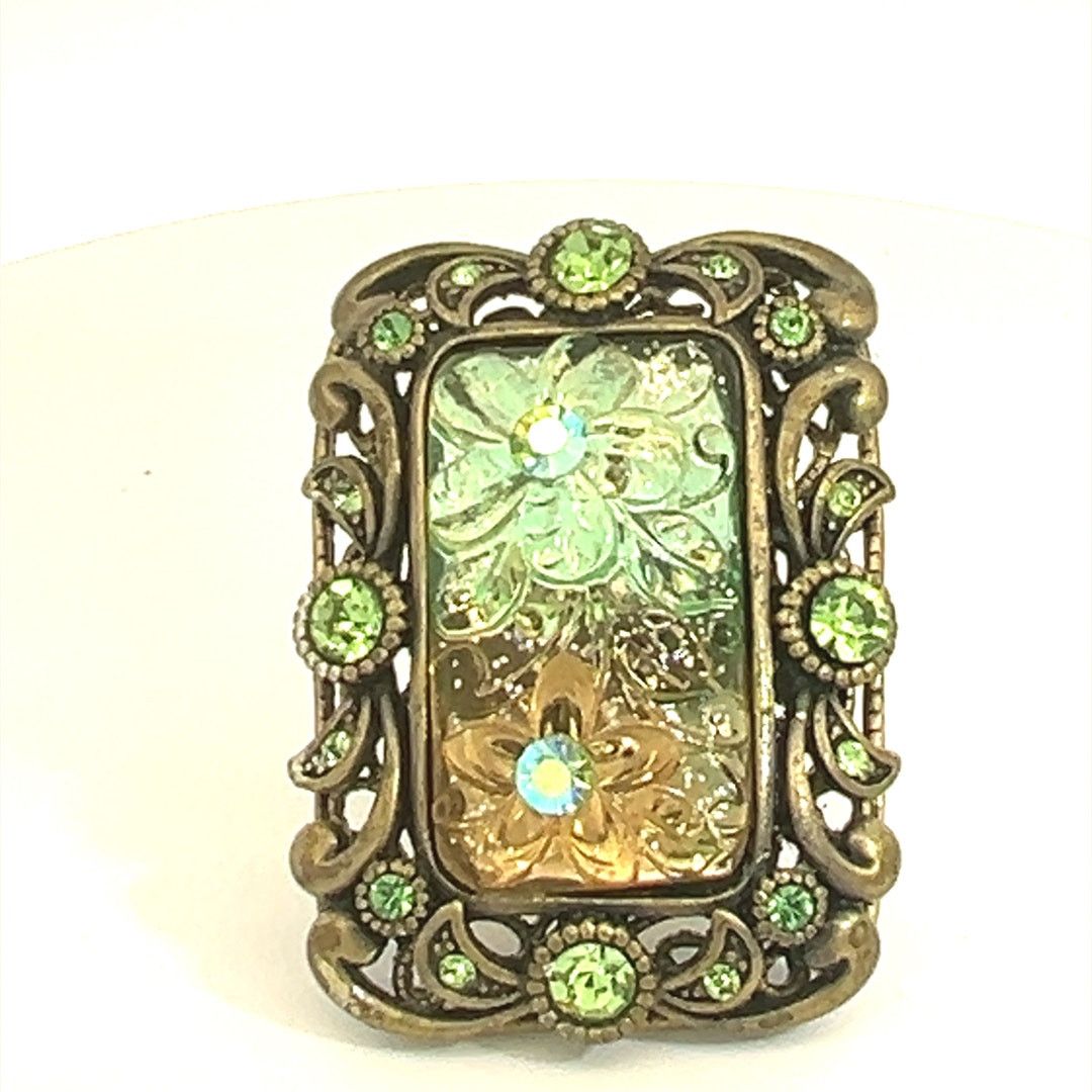 & Other Stories Vintage Green Blue Rhinestone Ring Huge Molded Flower Center Size ONE SIZE - 10 Thumbnail