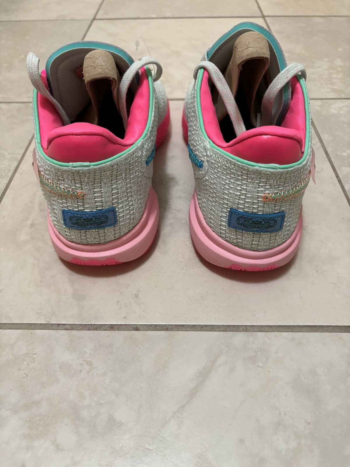 Nike Rare brand new Nike Lebron 20 Time Machine shoes Size 9 Size US 9 / EU 42 - 10 Thumbnail