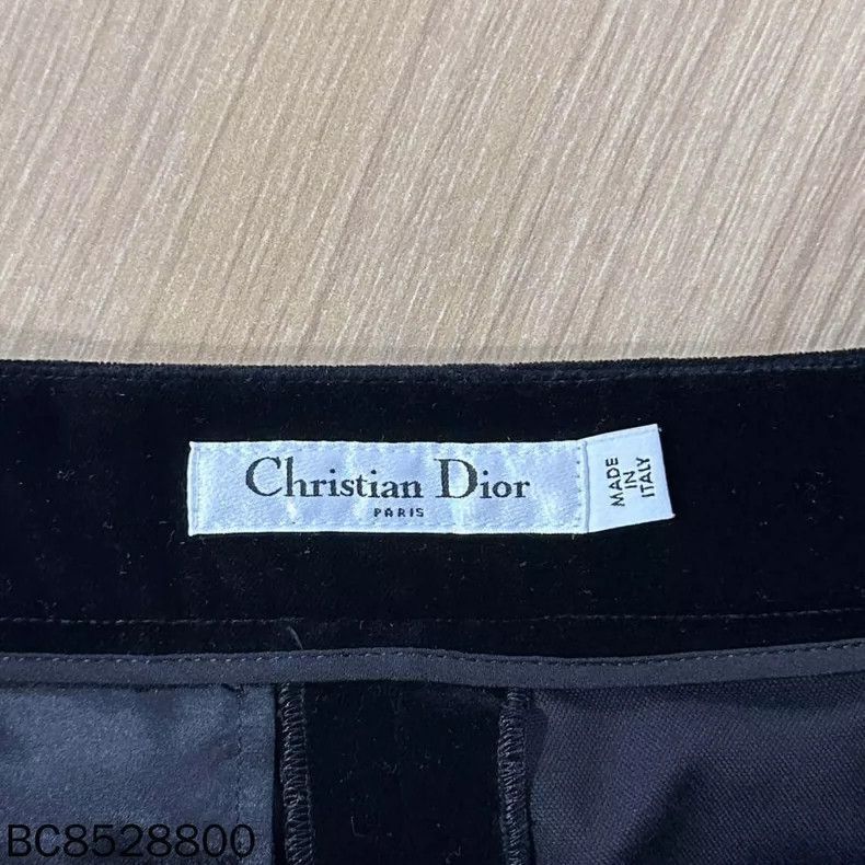 Dior Black Velvet Shorts by Dior-2506 Size 33" - 4 Thumbnail