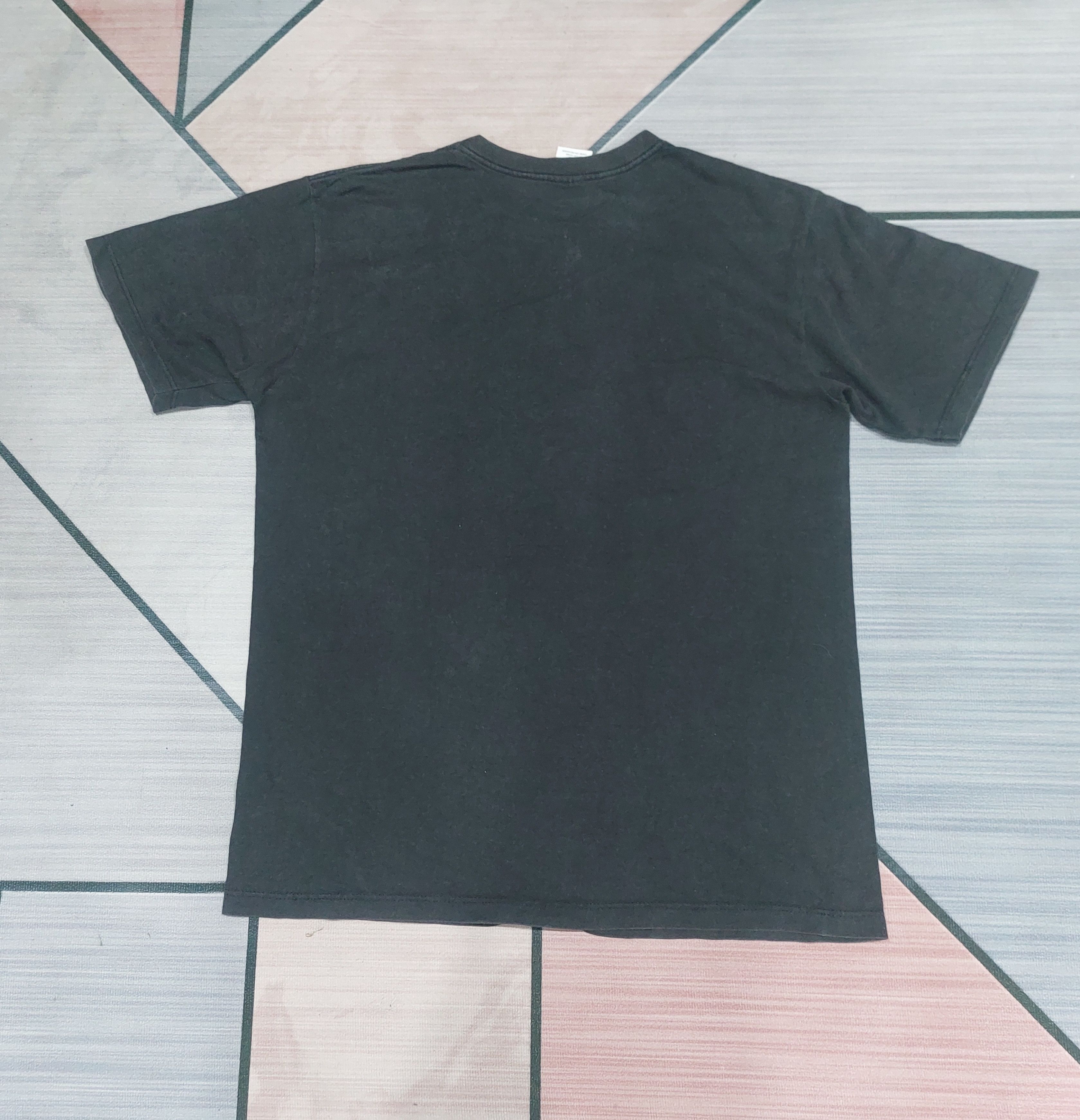 Guess × Vintage VINTAGE GUESS JEANS SPELLOUT TEE SUN FADED Size US M / EU 48-50 / 2 - 2 Thumbnail