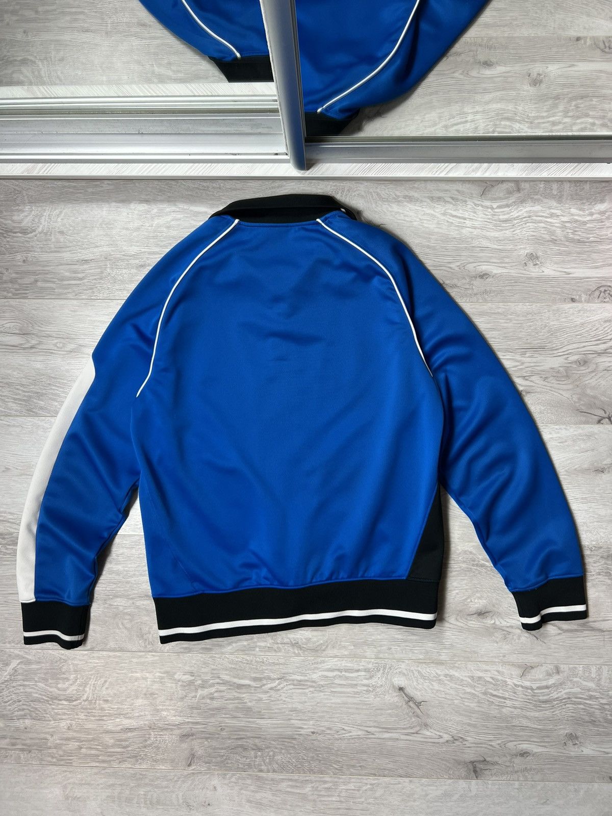 Nike Rare Vintage Nike Tennis Court Track Suit Jacket And Pants Size US M / EU 48-50 / 2 - 17 Thumbnail
