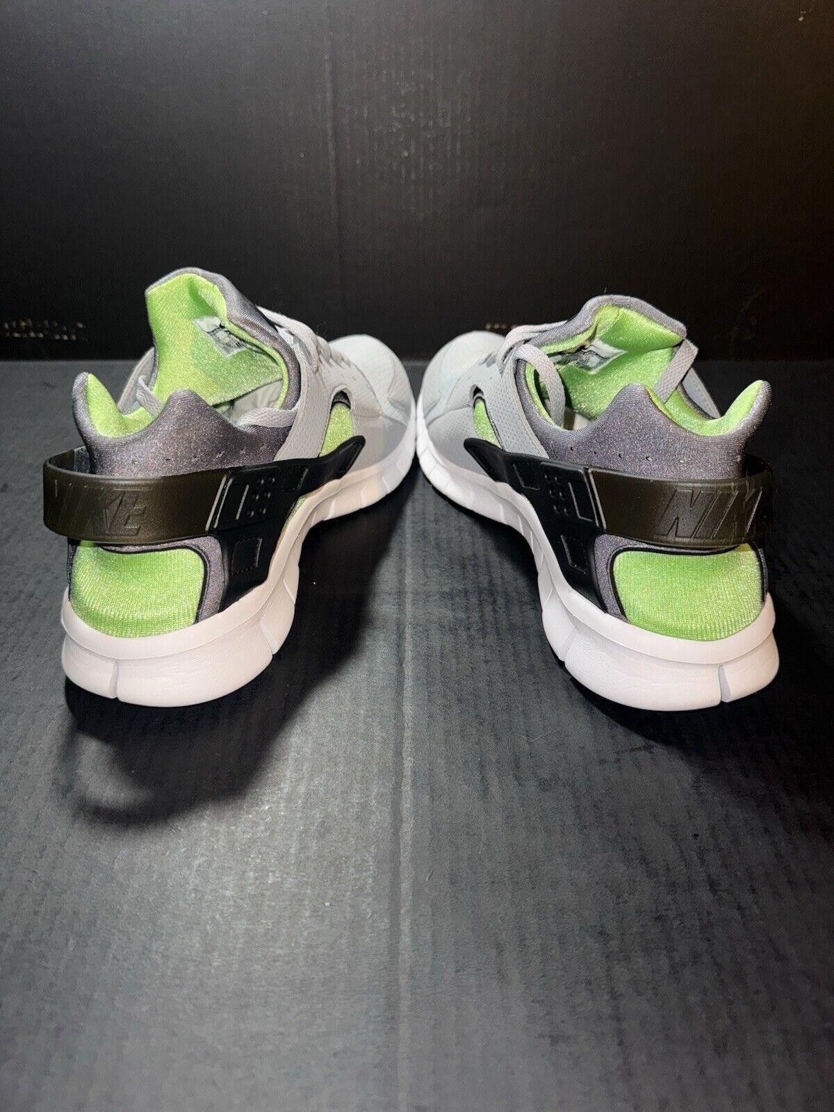 Nike Nike Air Huarache Grey Green White 510801-003 - Size 12 Size US 12 / EU 45 - 6 Thumbnail