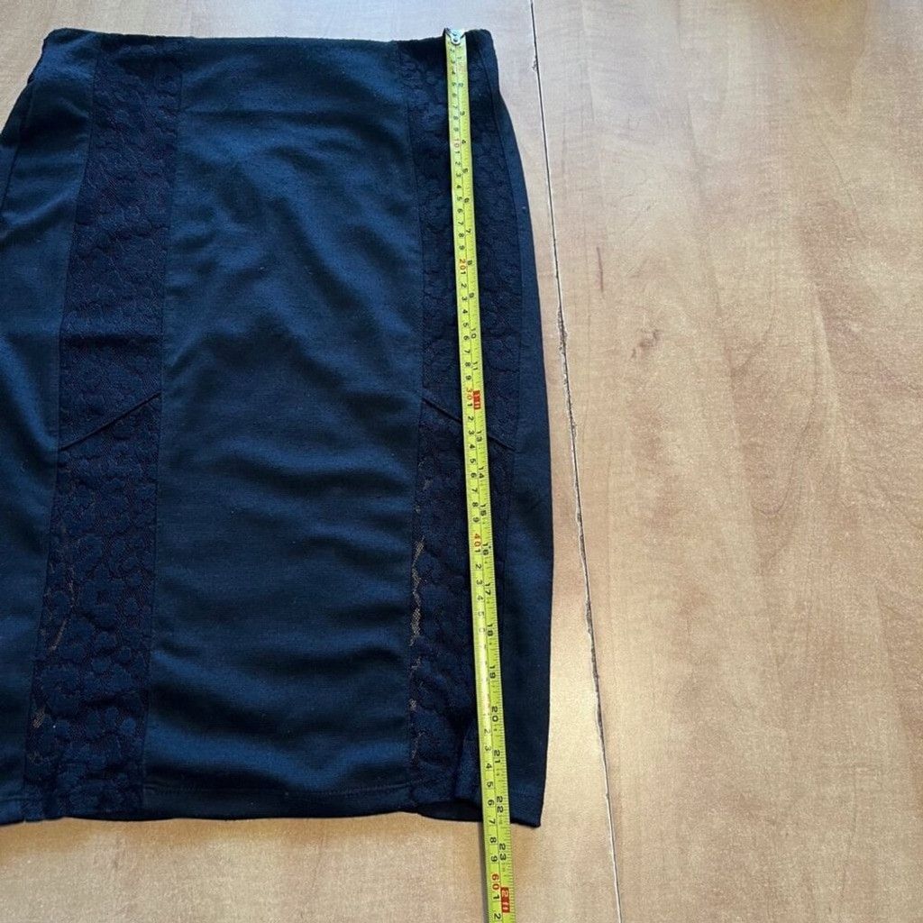 Forever 21 Forever 21 Black Lace Pencil Skirt Size 27" / US 4 / IT 40 - 11 Thumbnail
