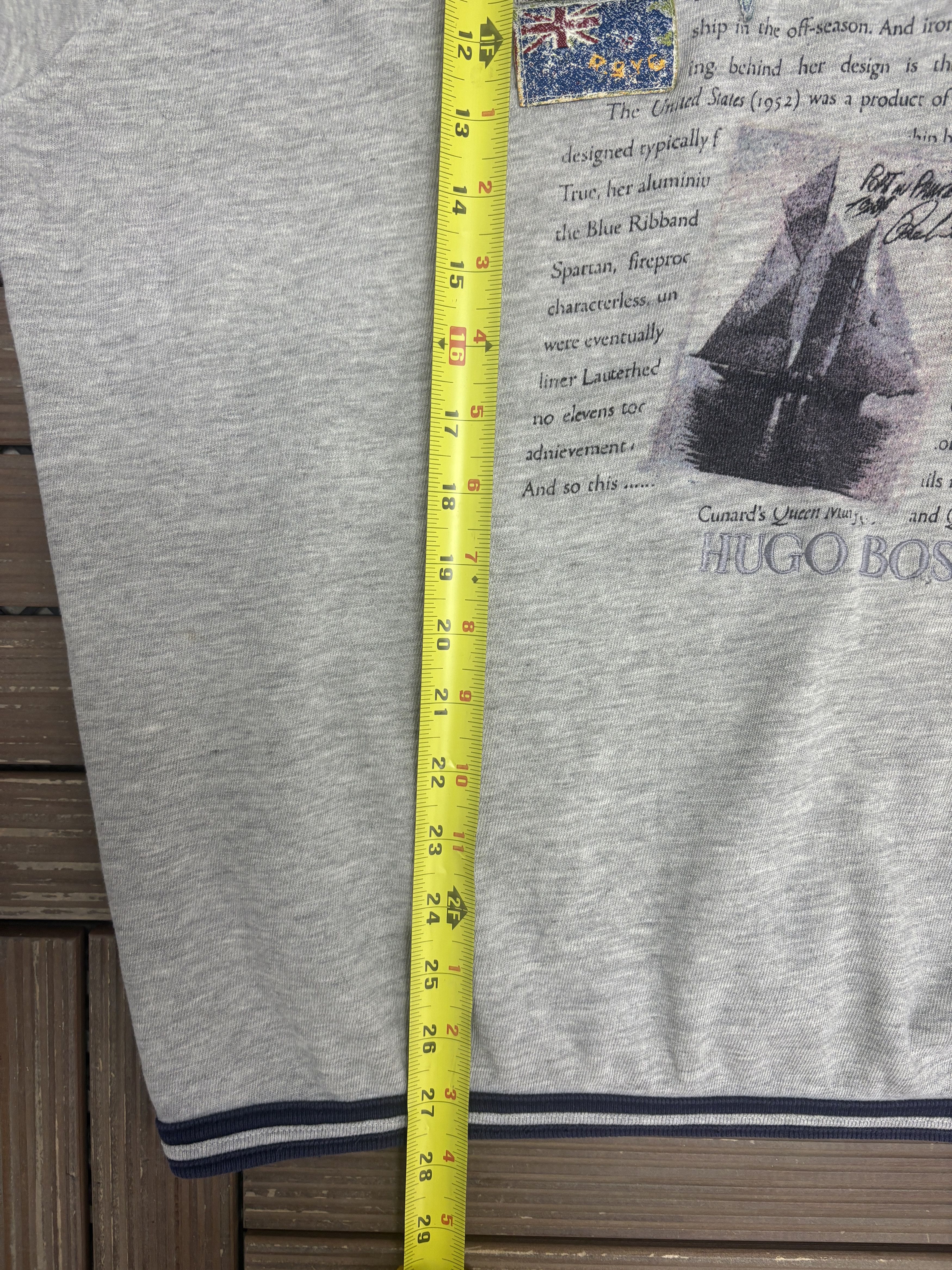 Hugo Boss Hugo Boss Twenty Vintage Grey Short Sleeve Sweater Size US XL / EU 56 / 4 - 7 Thumbnail