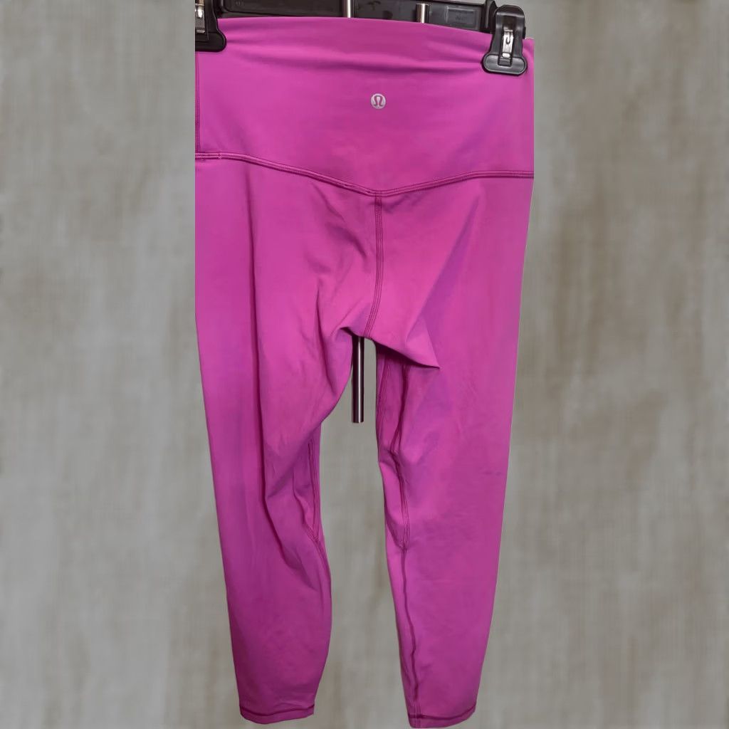 Lululemon Lululemon Women's Leggings Pink Size 6 Athletic Pull On High-Rise Size 28" / US 6 / IT 42 - 1 Thumbnail