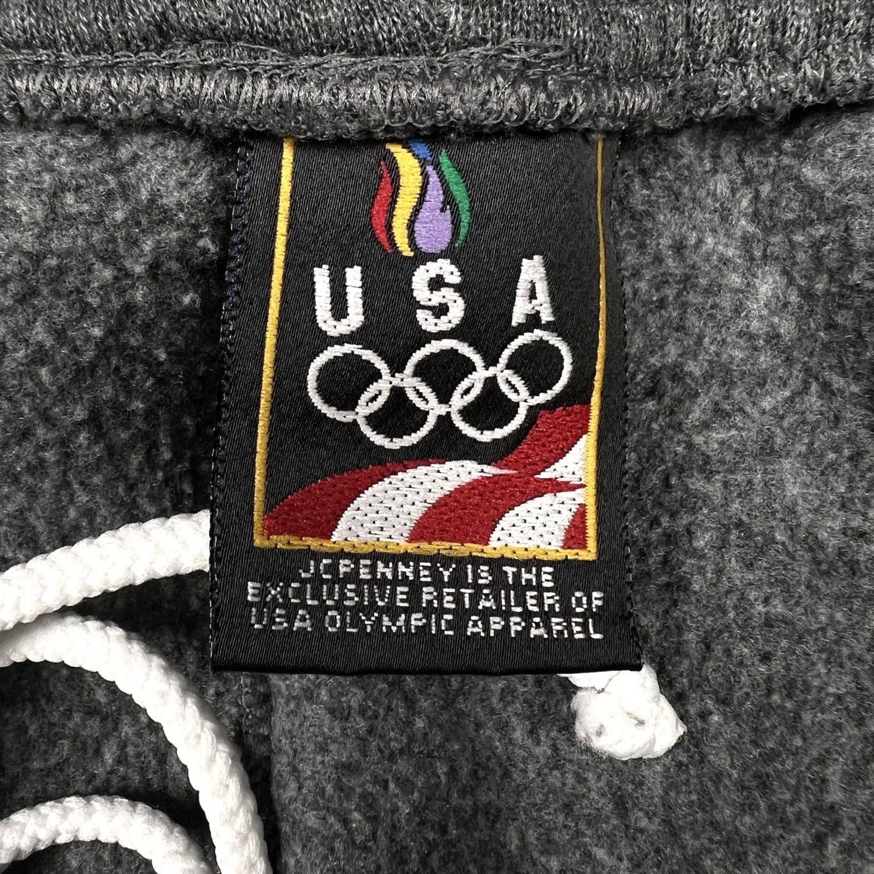 JCPenney VINTAGE JC Penny Olympic Embroidered Athletic Sweat Gym Shorts 4XL Gray Unisex Adults 90s 4XL Shorts Mens Womens Size US 39 - 7 Thumbnail