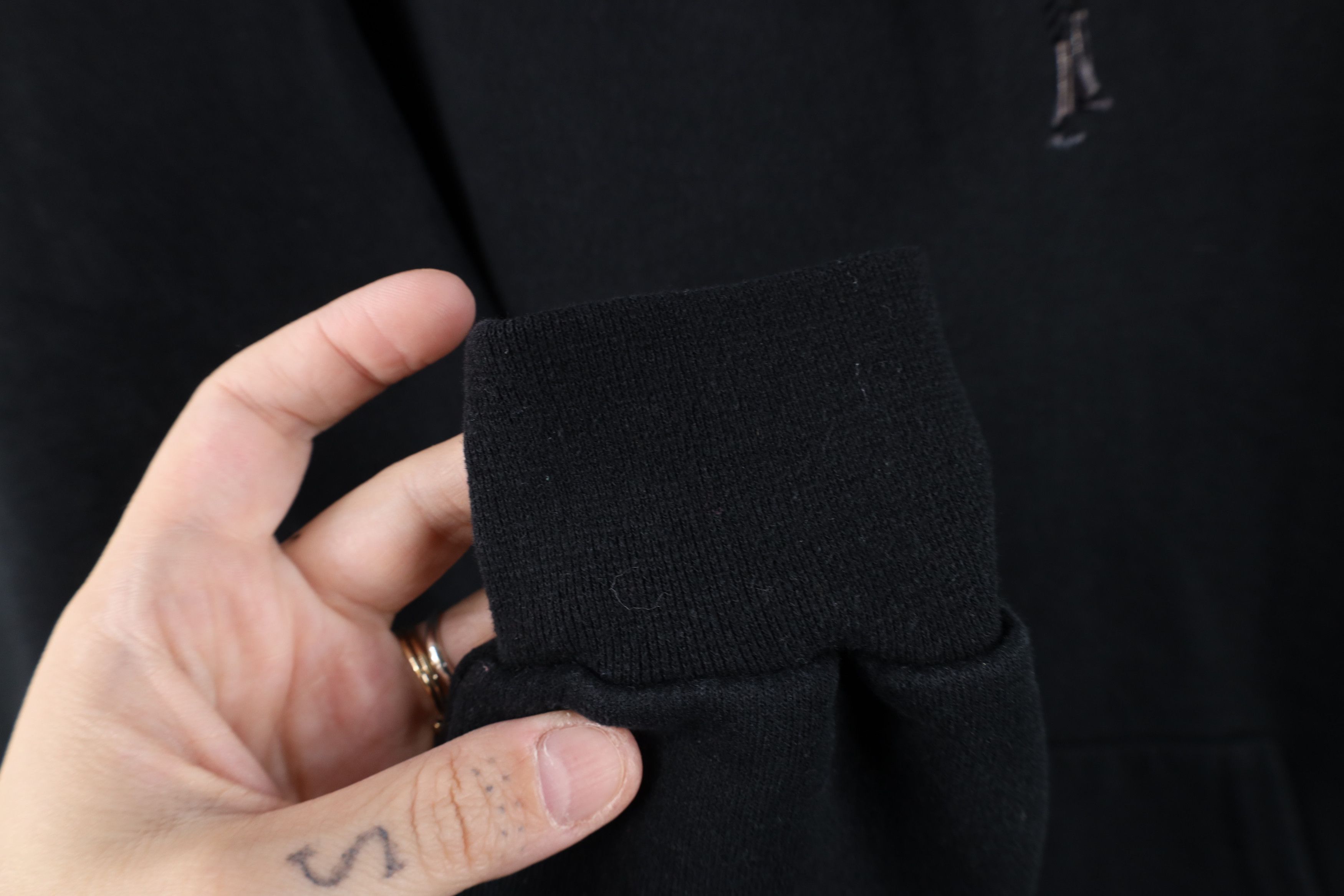 Champion Vintage 90s Champion Faded Blank Hoodie Sweatshirt Black Size US L / EU 52-54 / 3 - 7 Thumbnail