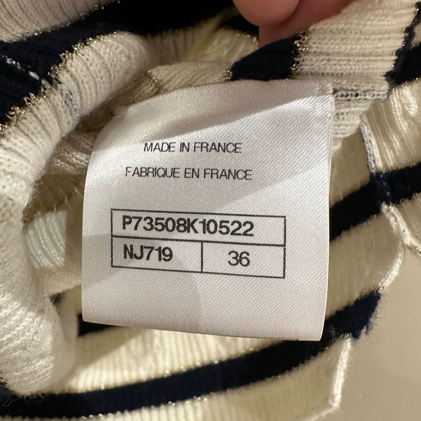 Chanel Chanel mar528 black white stripe logo knit vest cashmere 36 Size XS / US 0-2 / IT 36-38 - 4 Thumbnail