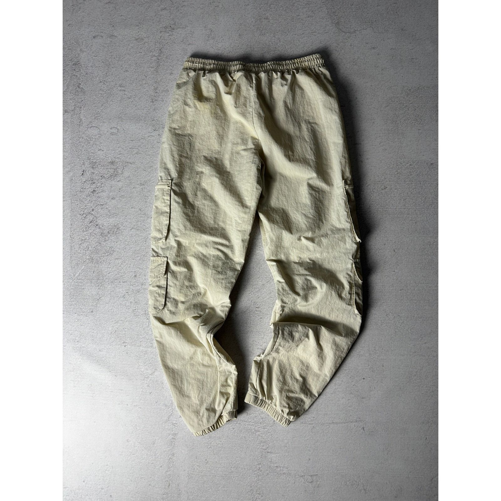 Fila Vintage Fila White Cuffed Track Pants - Women's Small Size 30" / US 8 / IT 44 - 2 Thumbnail