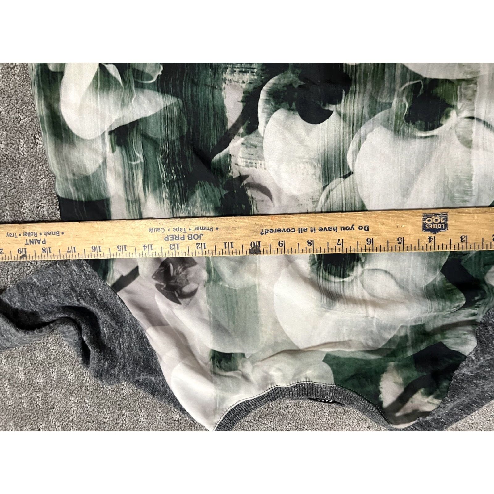 Zara VINTAGE Zara Women’s Blouse Shirt Casual Long Sleeve Floral Round Neck Small Gray Bohemian 2020s Size S / US 4 / IT 40 - 4 Thumbnail