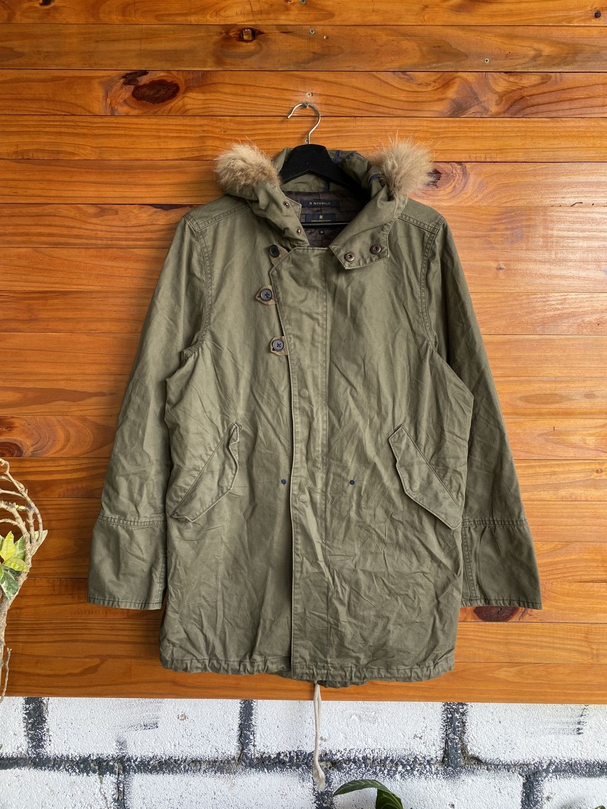 R. Newbold Olive Green Fur Hood Parka Jacket – British Casua