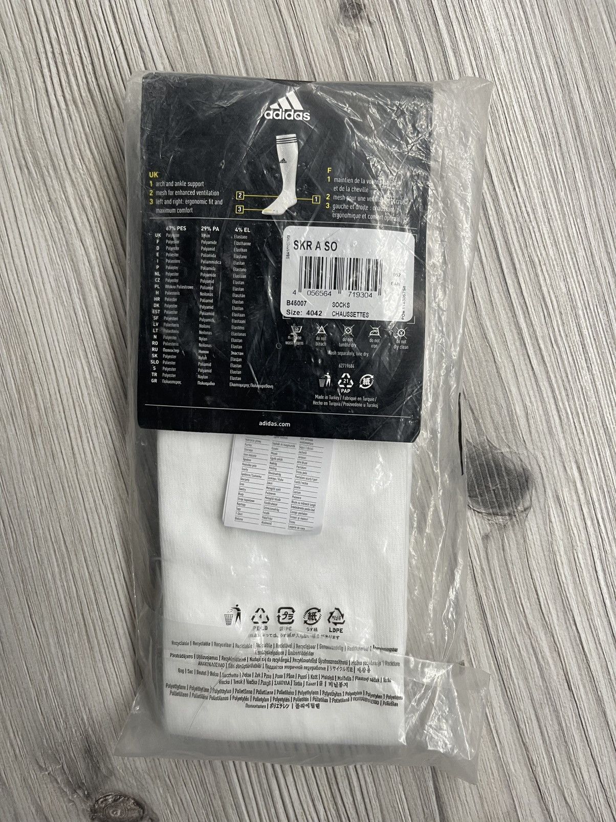Vintage Adidas Soccer Socks – B45007 SKR A SO SIZE 40-42 Size 40 - 3 Thumbnail
