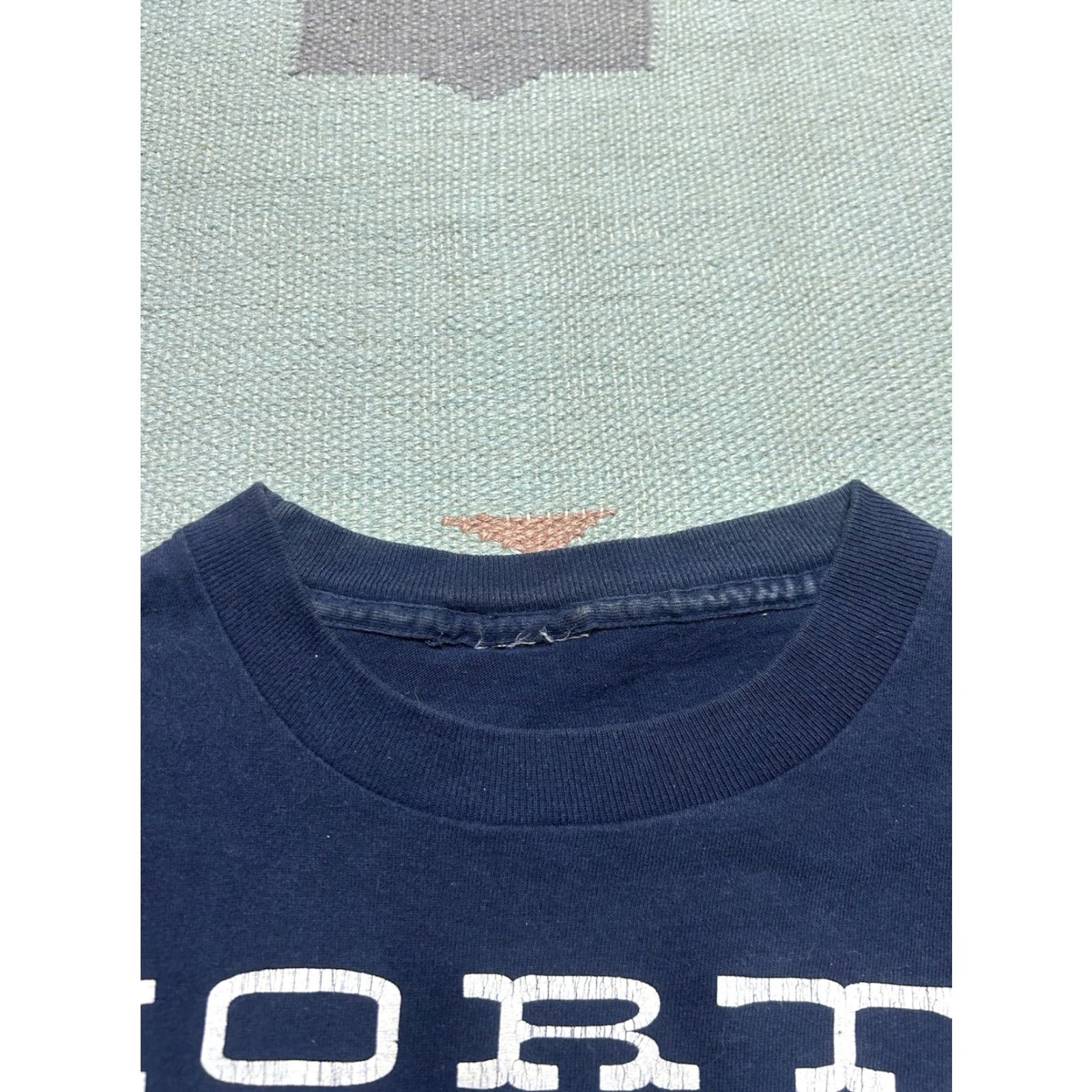 Vintage VINTAGE 90s UNC Tar Heels North Carolina college NCAA T-Shirt Men L Blue Size US L / EU 52-54 / 3 - 6 Thumbnail