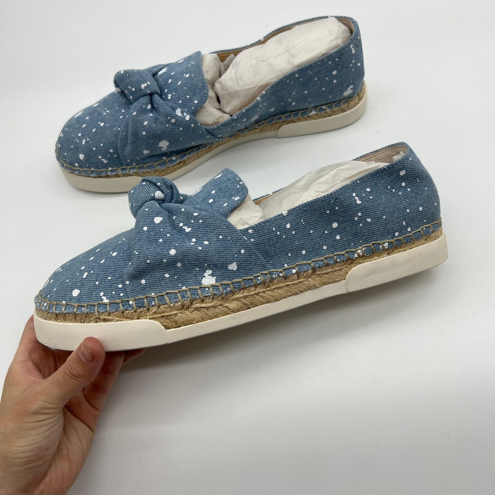 Vince Camuto Vince Camuto Canvas Slip On Size 11M Espadrilles Size US 11 / IT 41 - 2 Thumbnail