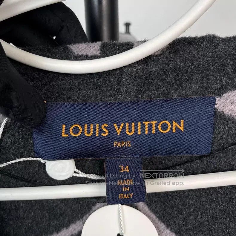 Louis Vuitton Louis Vuitton Dark grey bathrobe coat with full print of o Size XXS / US 00 / IT 34 - 7 Thumbnail