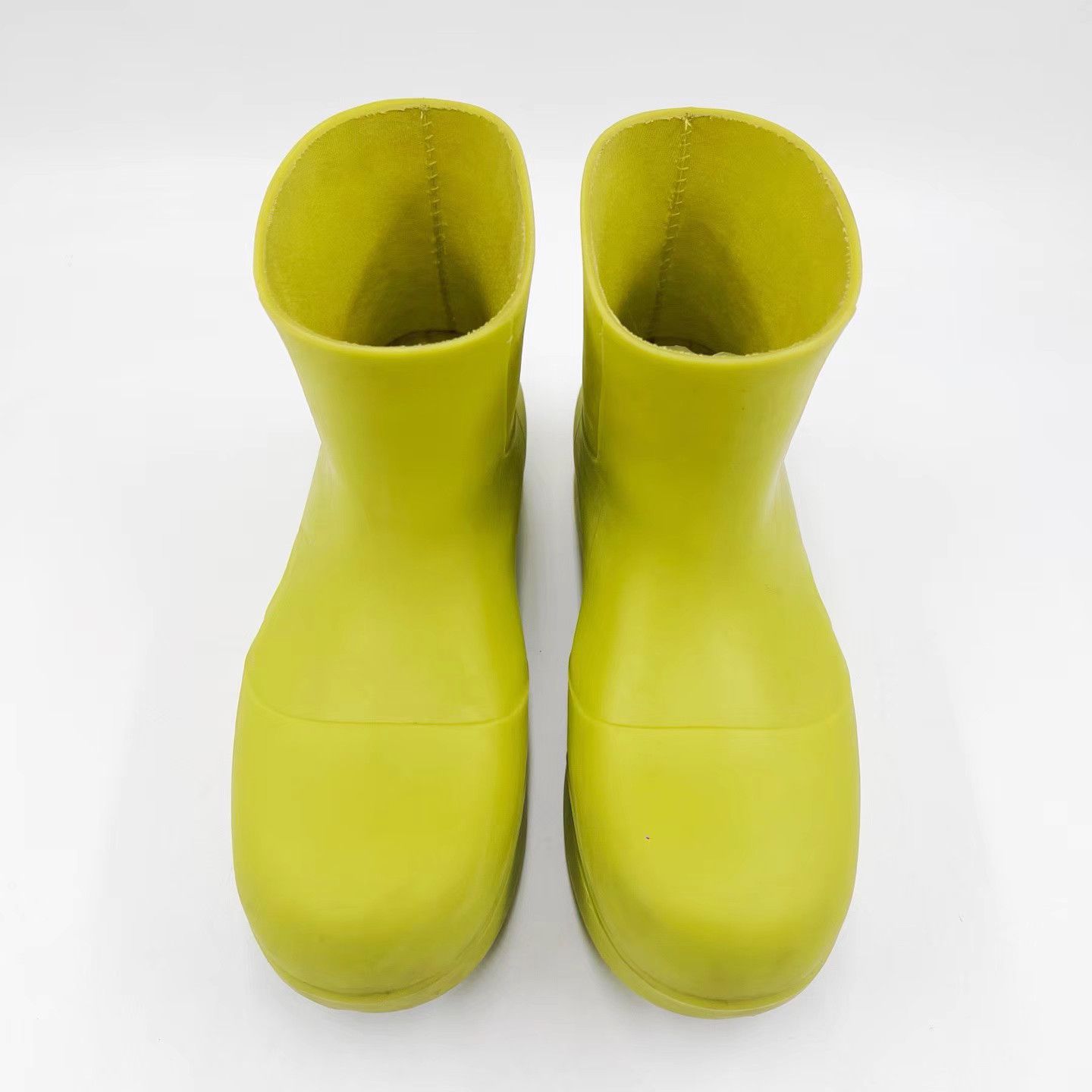 Bottega Veneta Bottega Veneta Fluorescent Green Puddle Rubber Boots K12 Size US 7 / IT 37 - 1 Thumbnail