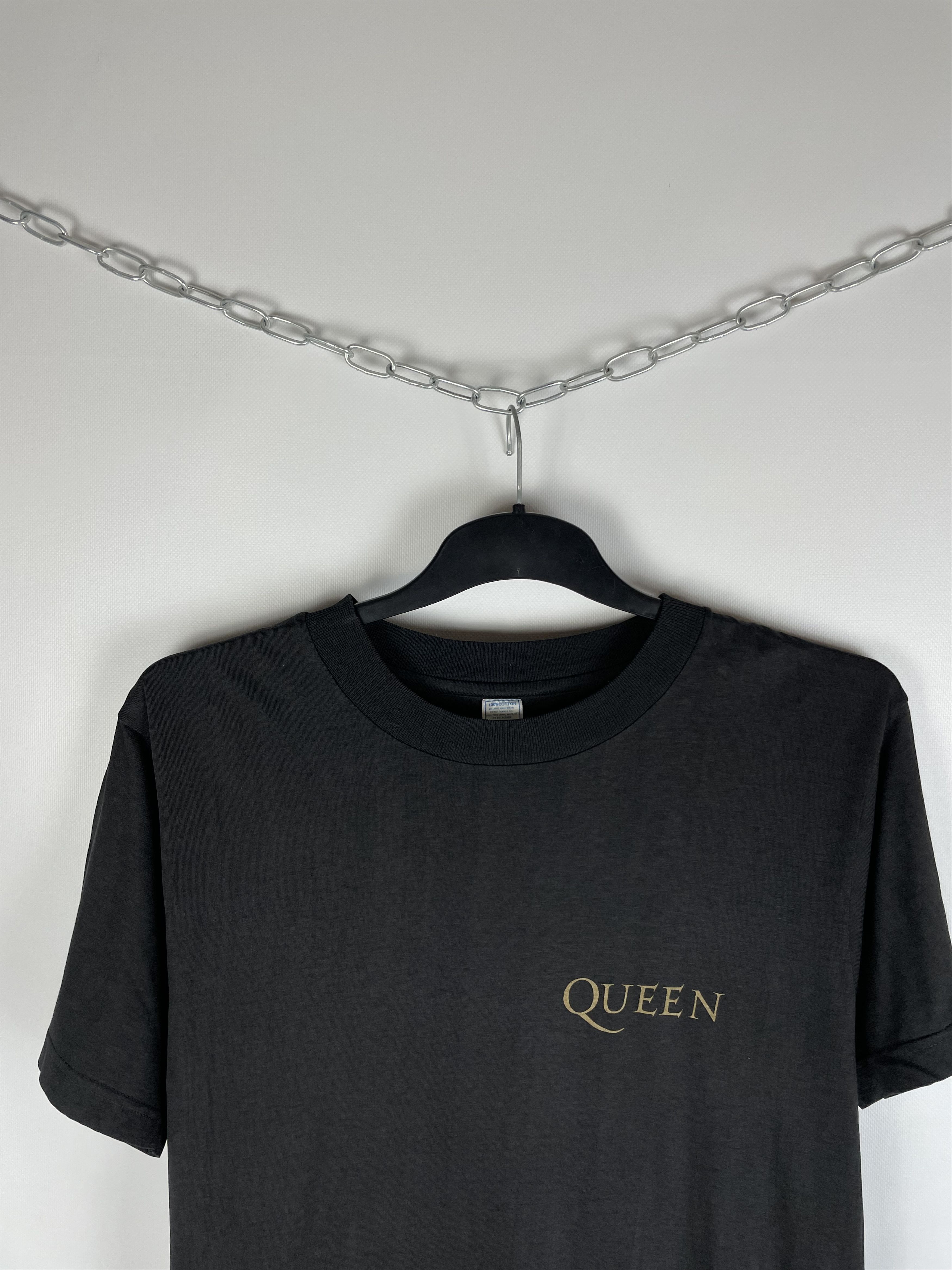 Band Tees VINTAGE 90'S QUEEN LOGO TEE Size US L / EU 52-54 / 3 - 3 Thumbnail