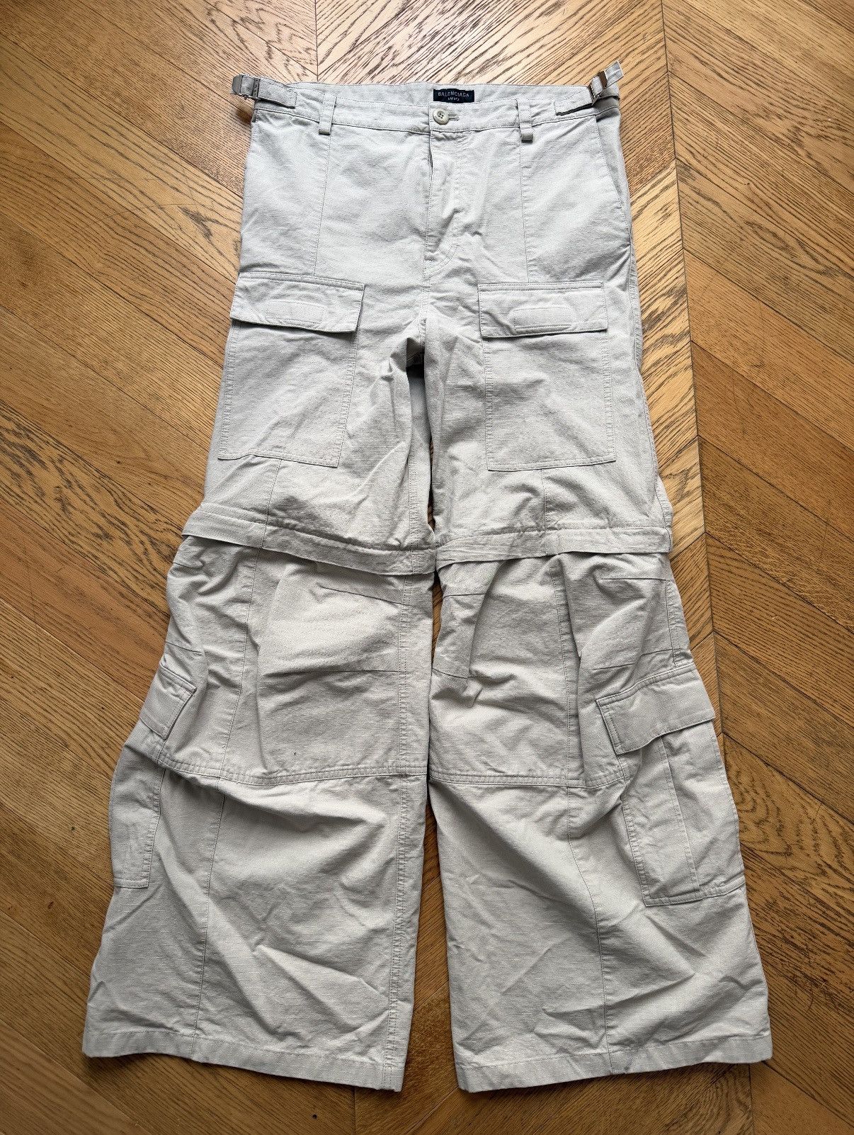 Balenciaga Balenciaga cargo pants Size US 32 / EU 48 - 1 Thumbnail