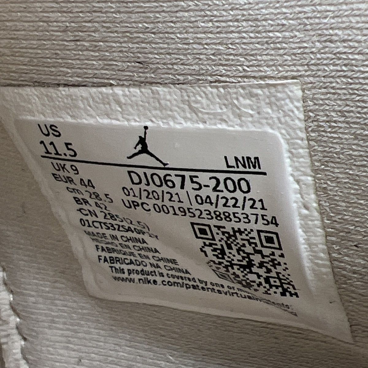 Jordan Brand Wmns air Jordan 4 shimmer Size US 11.5 / EU 44-45 - 9 Thumbnail