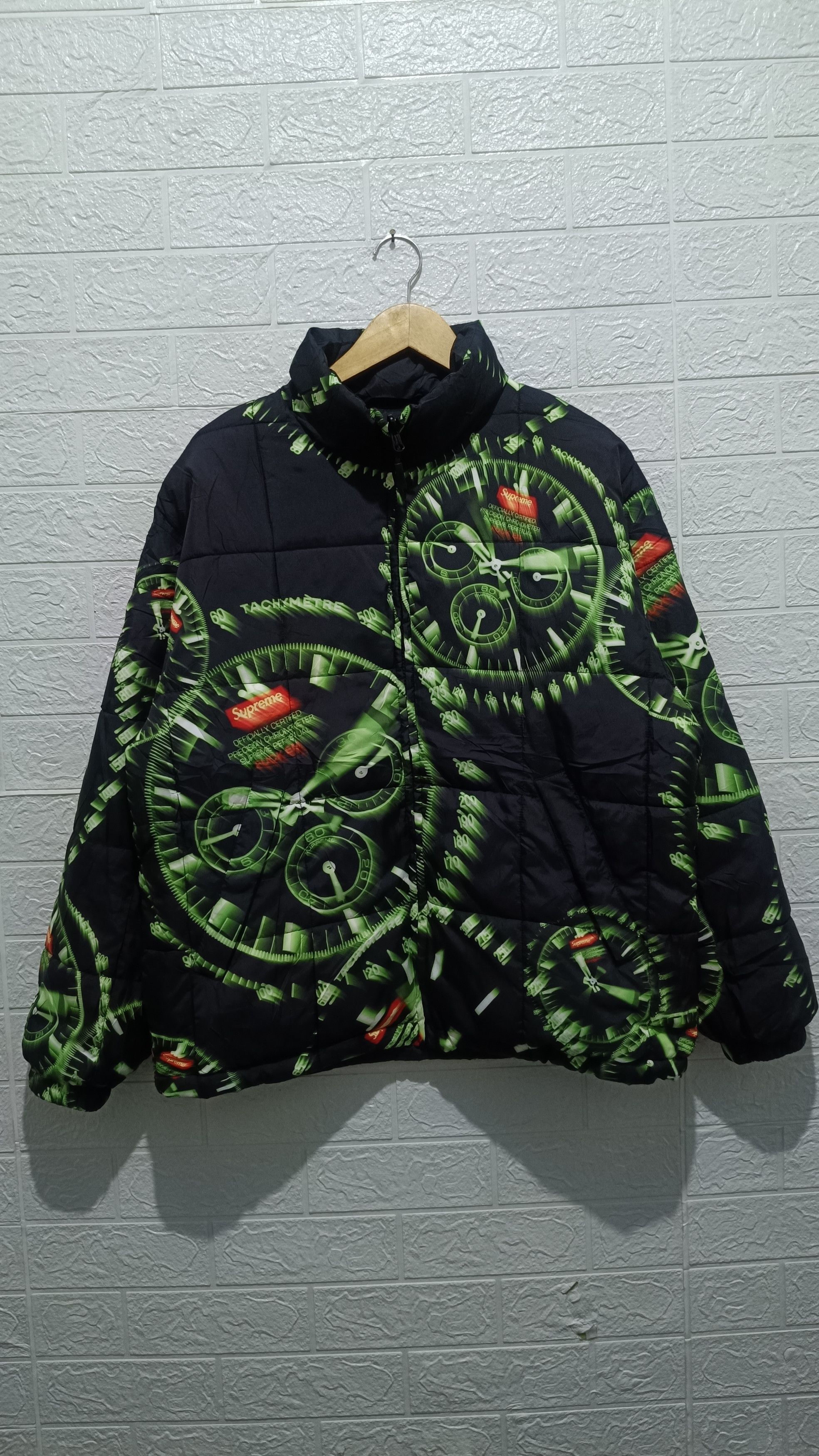 Supreme Supreme watches reversible jacket Size US S / EU 44-46 / 1 - 1 Thumbnail
