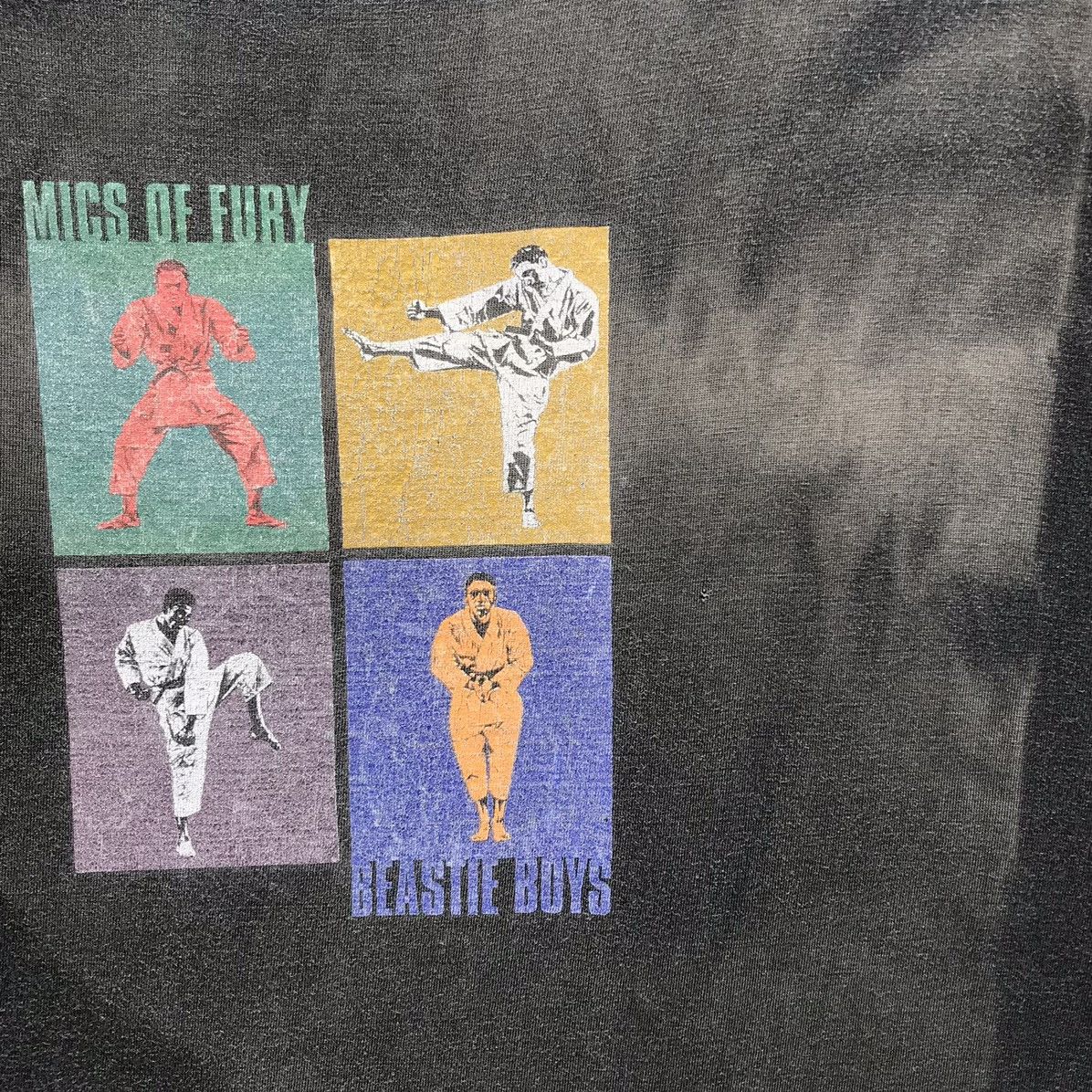 Band Tees 🔥Distressed🔥Vintage 1993 Beastie Boys Mics Of Fury Rap Tees Size US L / EU 52-54 / 3 - 19 Thumbnail