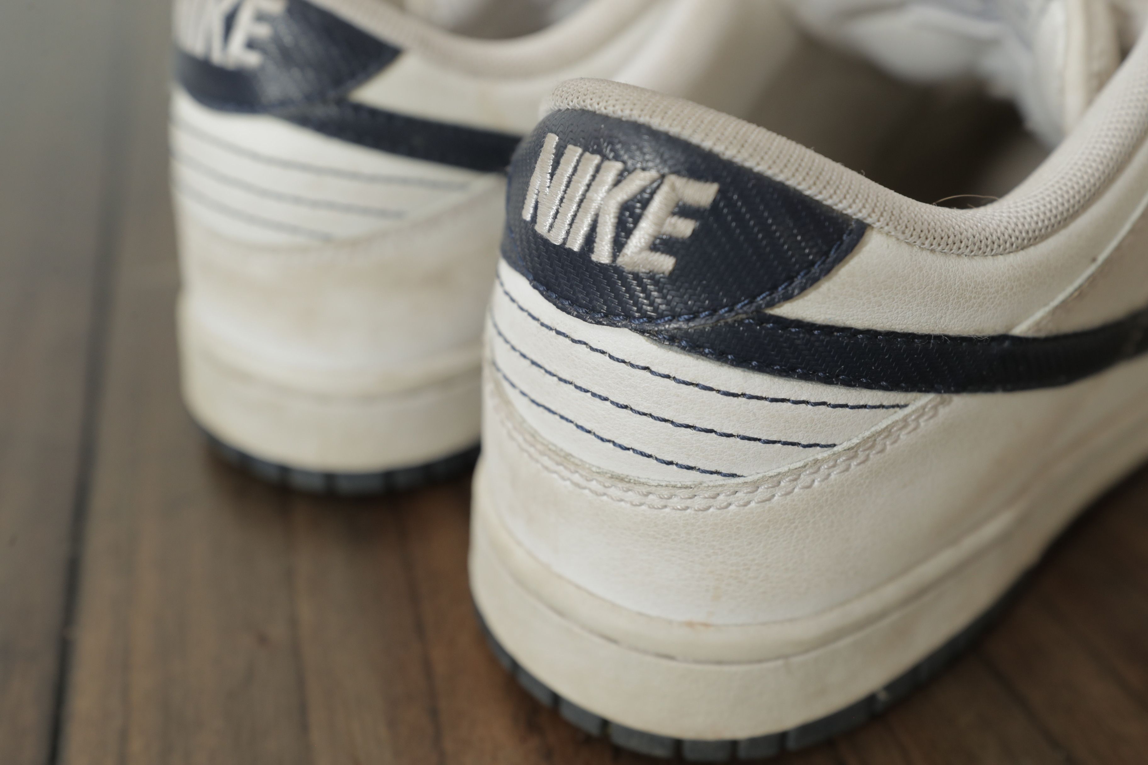 Nike Nike Dunk Low 2012 Obsidian Navy White Rare Vintage (8.5) Size US 8.5 / EU 41-42 - 10 Thumbnail