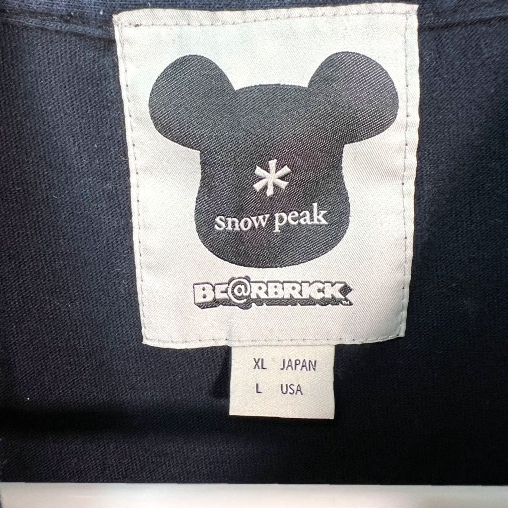 Snow Peak Snow Peak x Be@rbrick Collaboration Mens Size L Black Pocket T-Shirt Size US L / EU 52-54 / 3 - 3 Thumbnail