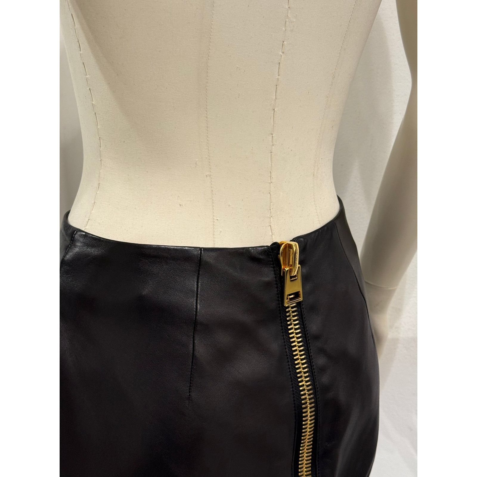 Tom Ford Tom Ford black zip knit and leather pencil skirt set Size S / US 4 / IT 40 - 14 Thumbnail