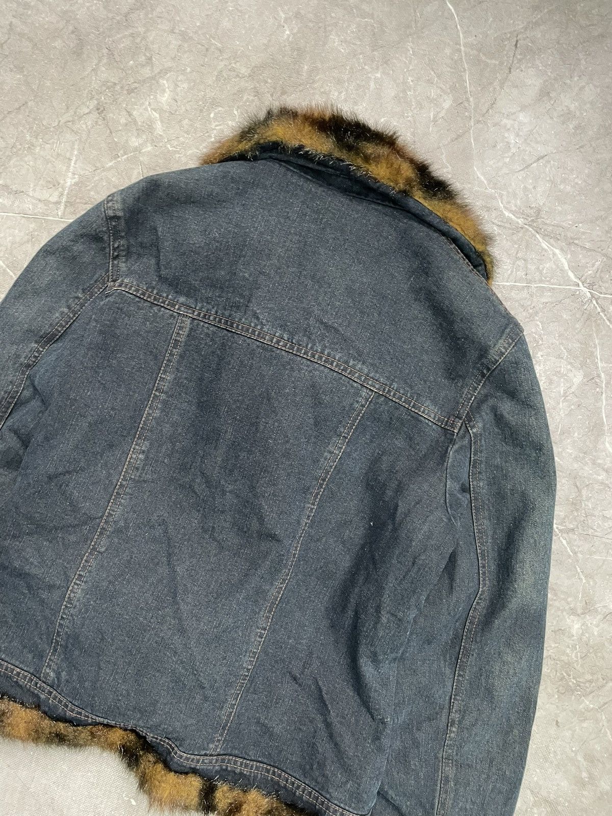 Le Grande Bleu (L.G.B.) archive fur japanese legrandebleu style denim trucker jacket Size US M / EU 48-50 / 2 - 7 Thumbnail