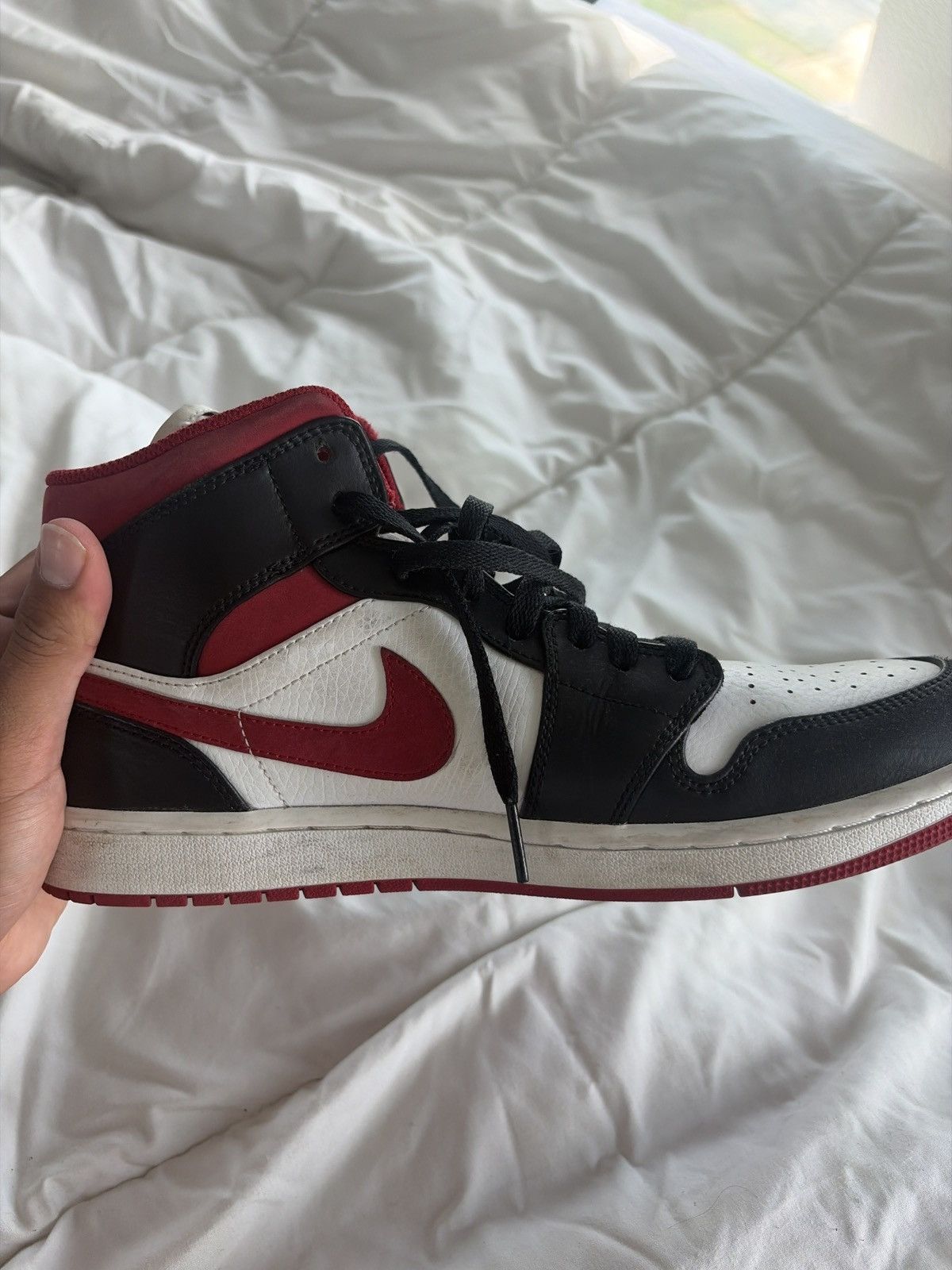 Nike gym red nike mid’s Size US 10 / EU 43 - 6 Thumbnail