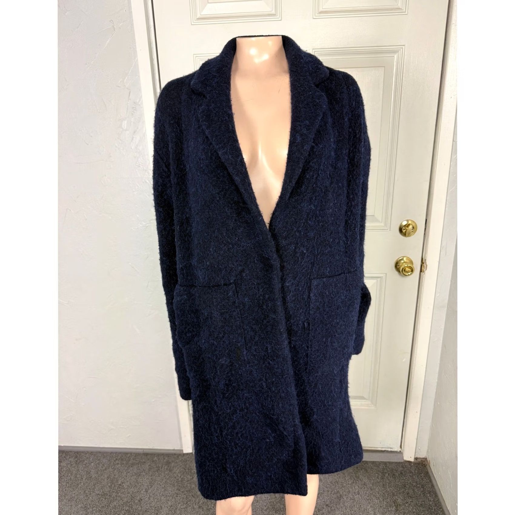 Vince Vince Sweater Womens S Women Cardigan Button jacket Navy Fuzzy Wool Alpaca Collar Size S / US 4 / IT 40 - 6 Thumbnail