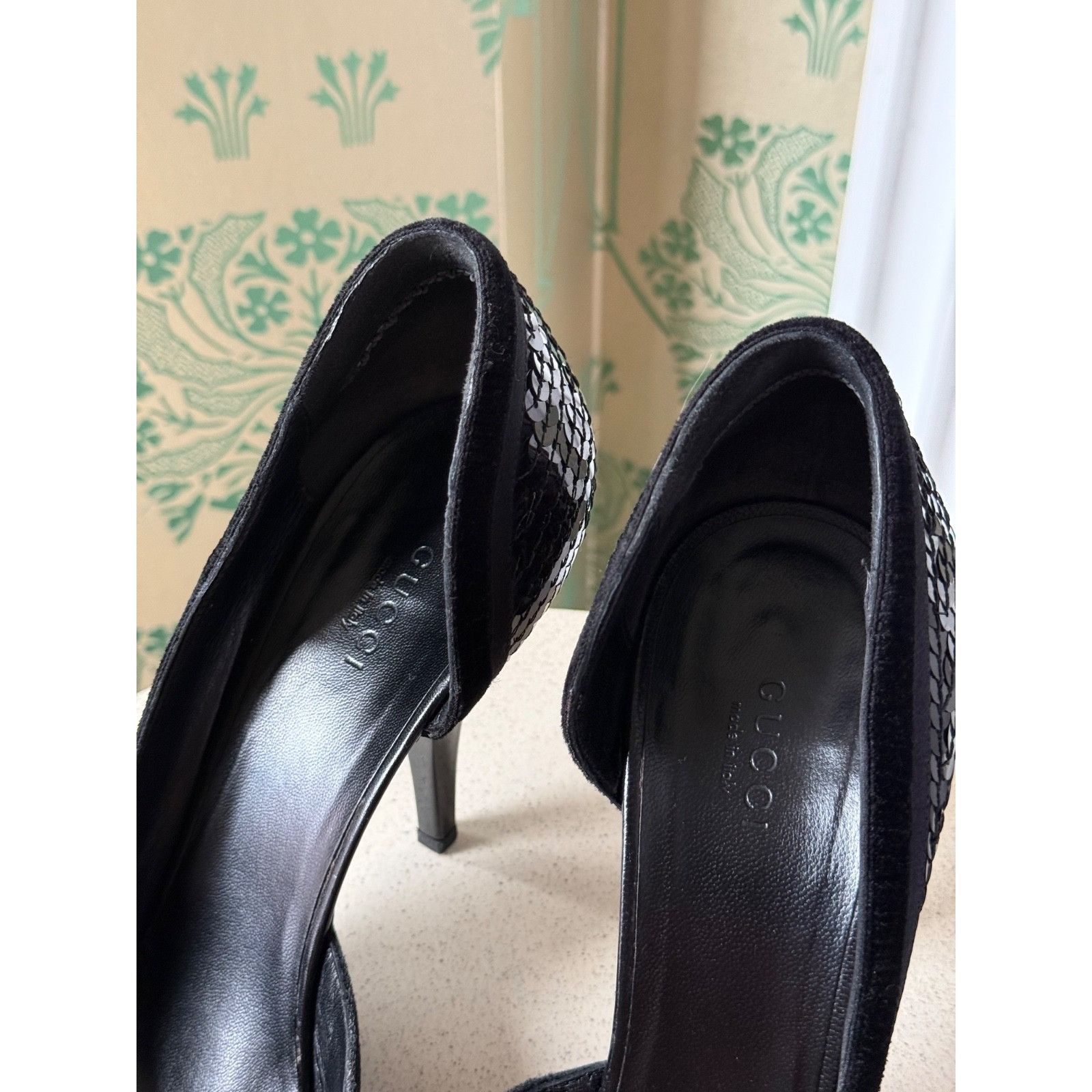Gucci Gucci Black Sequin Leather High Heels Pumps Pointed Toe 38.5 Size US 8.5 / IT 38.5 - 6 Thumbnail