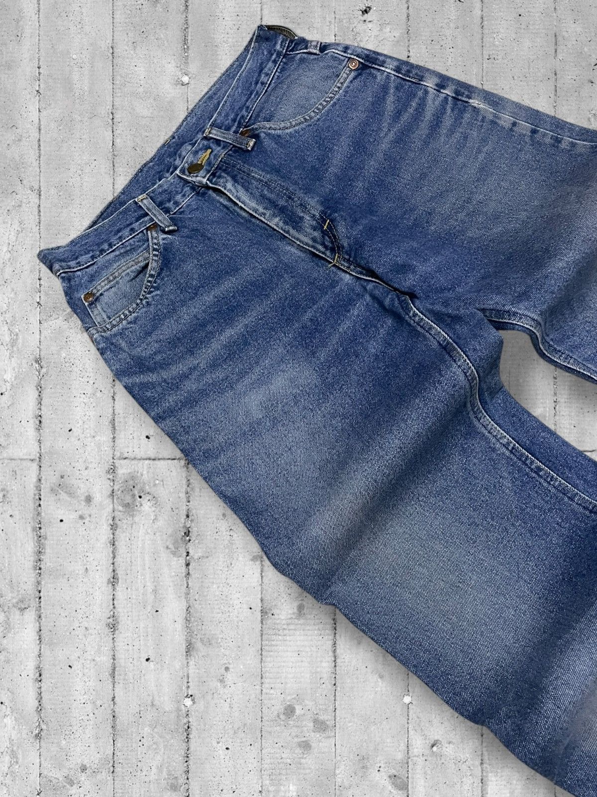 Designer × Lee × Vintage Vintage 1990s Designer Lee Raw Blue Denim Vintage Style Size US 27 - 7 Thumbnail