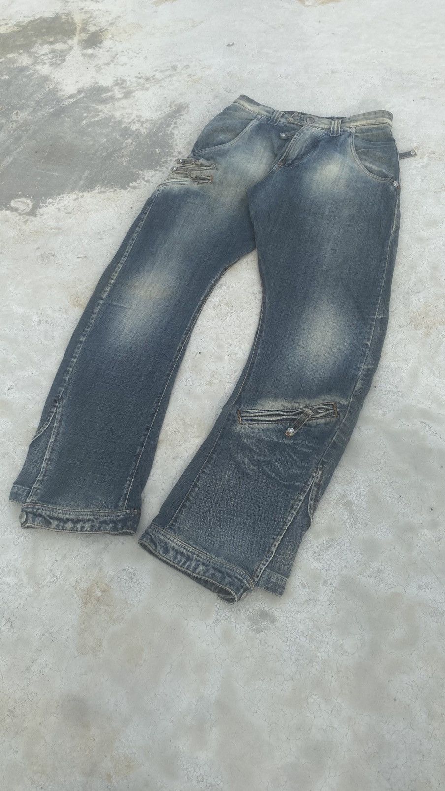 Energie Y2K Distressed MultiZip Energie x Sixty Denim Size US 29 - 3 Thumbnail