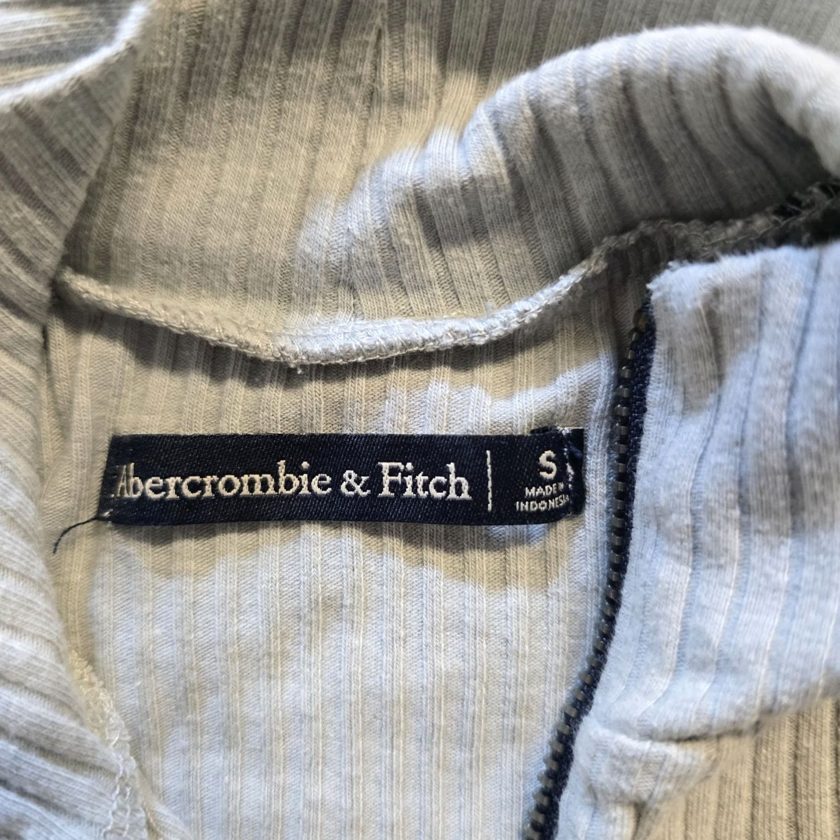 Abercrombie & Fitch Abercrombie & Fitch Top Womens Size S Gray Ribbed 1/4 Zip Long Sleeve Knit Casual Blouse Shirt Size S / US 4 / IT 40 - 4 Thumbnail