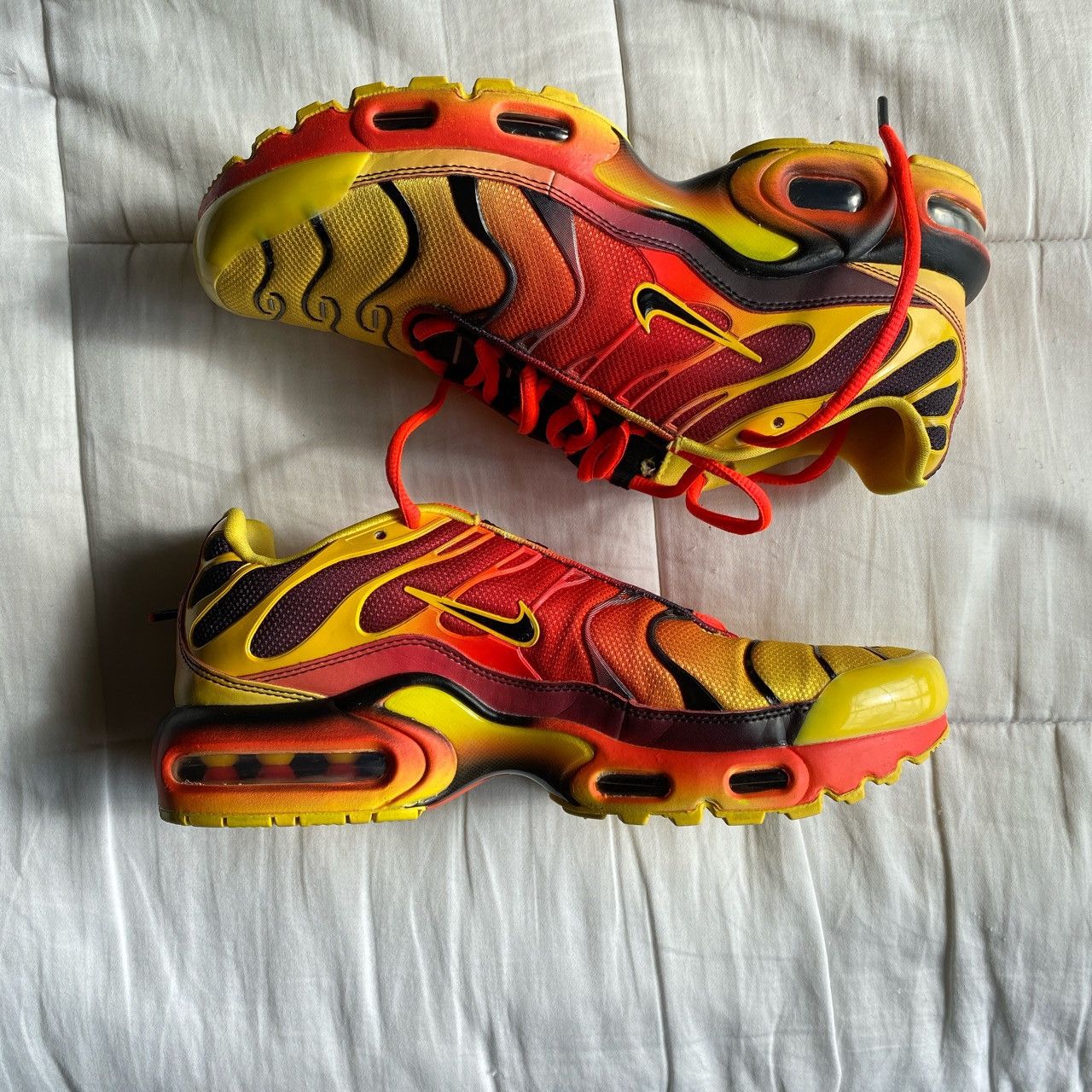 Nike Air Max Plus TN ‘Chrome Yellow’ Size US 7 / EU 40 - 2 Thumbnail