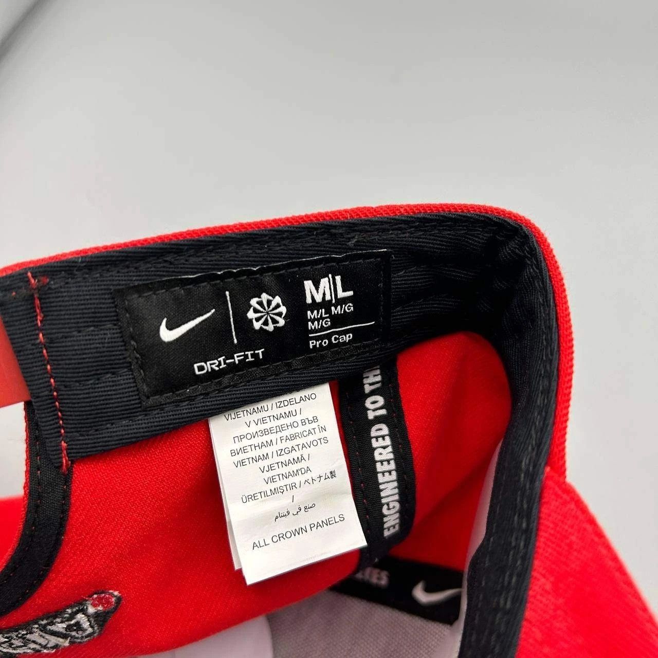 Nike Georgia Bulldogs x Nike Pro Hat Men M-L Dri-Fit Snap Back Size ONE SIZE - 6 Thumbnail