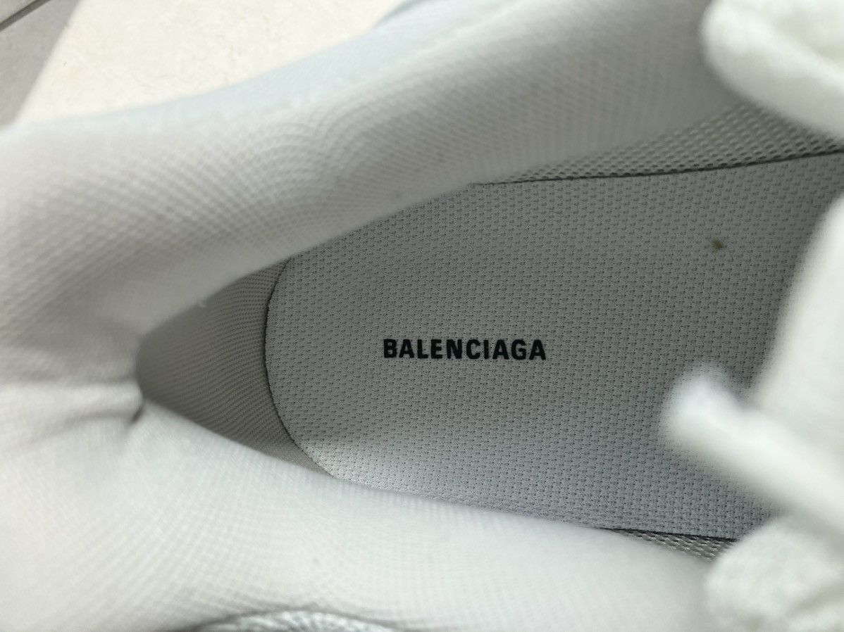 Balenciaga Balenciaga Triple S - White/ Creme - 44 Size US 11 / EU 44 - 8 Thumbnail