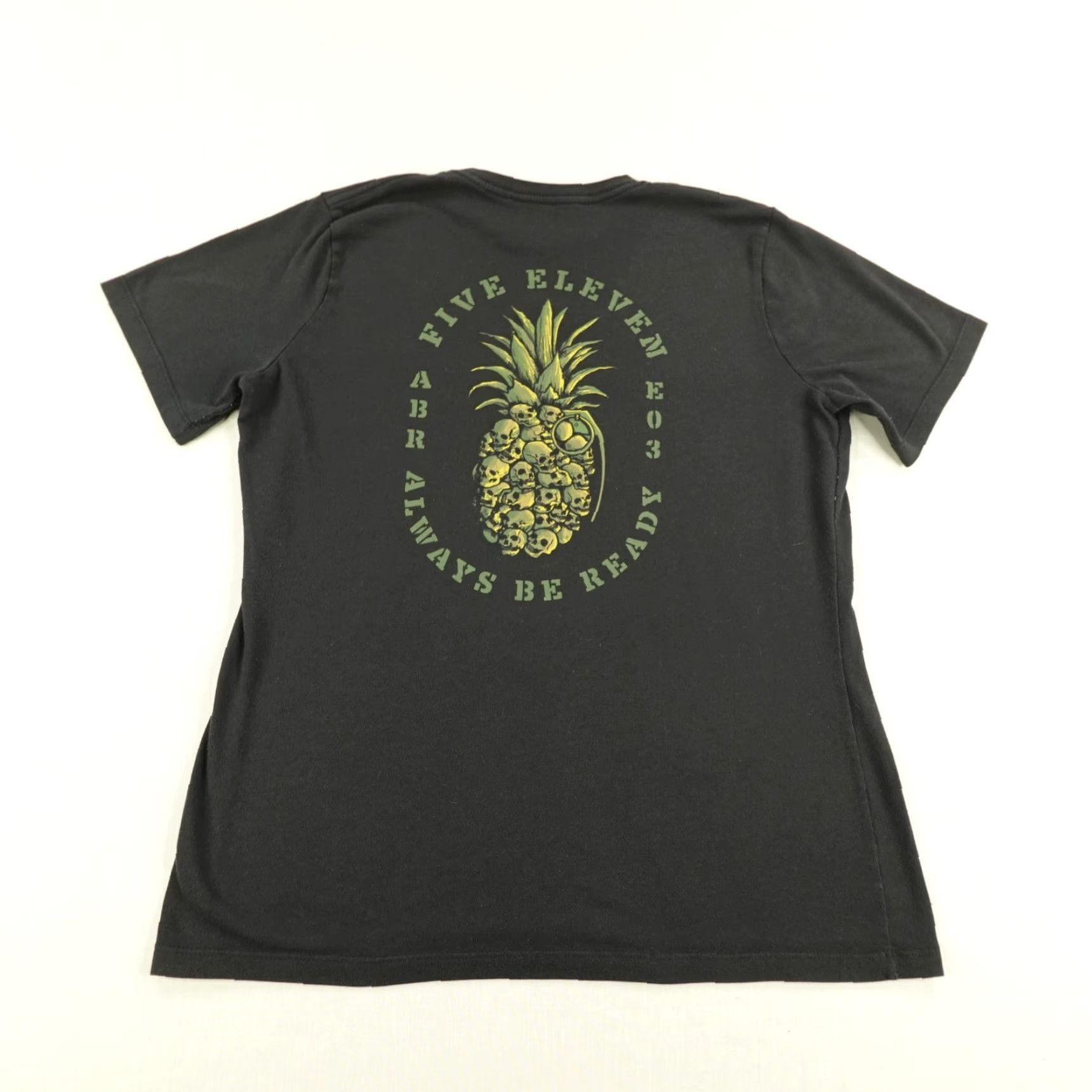 Vintage VINTAGE 5.11 Tactical Shirt Mens M Black Pineapple Grenade Always Be Ready Utility Shirt Size US M / EU 48-50 / 2 - 5 Thumbnail