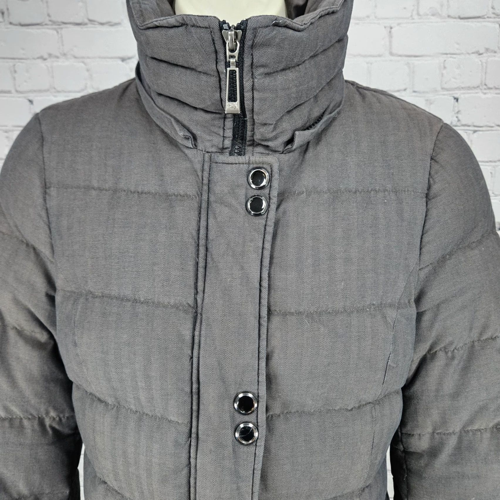 Vintage VINTAGE Soia & Kyo Brown Down Puffer Jacket Coat XS – Zip Snap Insulated, Herringbone, Long Sleeve, Women, Casual, Travel, Workwear Size XS / US 0-2 / IT 36-38 - 7 Thumbnail
