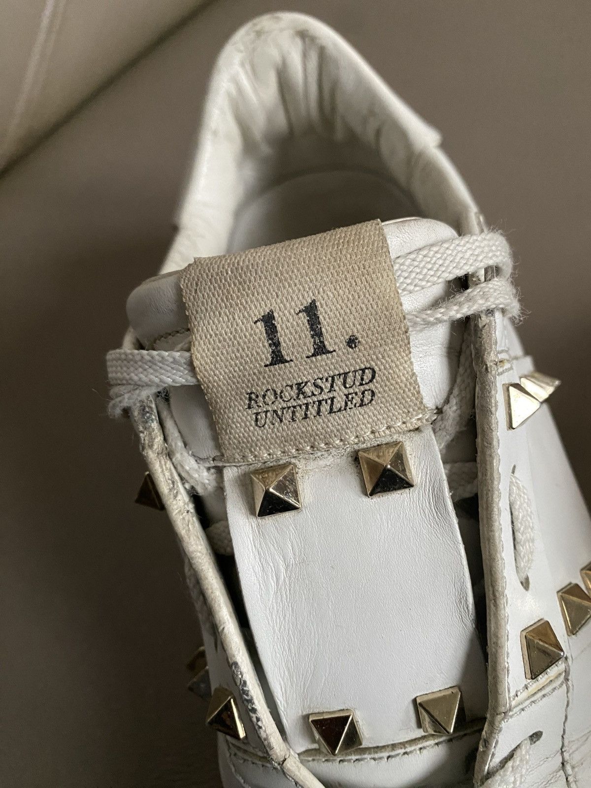 Valentino Valentino garavani rockstud leather low sneakers Size US 6.5 / EU 39-40 - 11 Thumbnail
