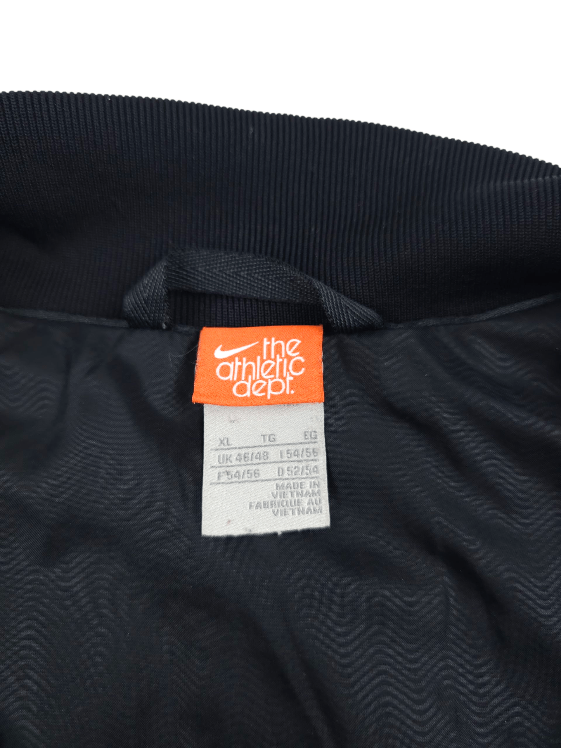 Nike 💎 Vintage Nike Black Quilted Light Jacket Y2K Size XL Size US XL / EU 56 / 4 - 4 Thumbnail