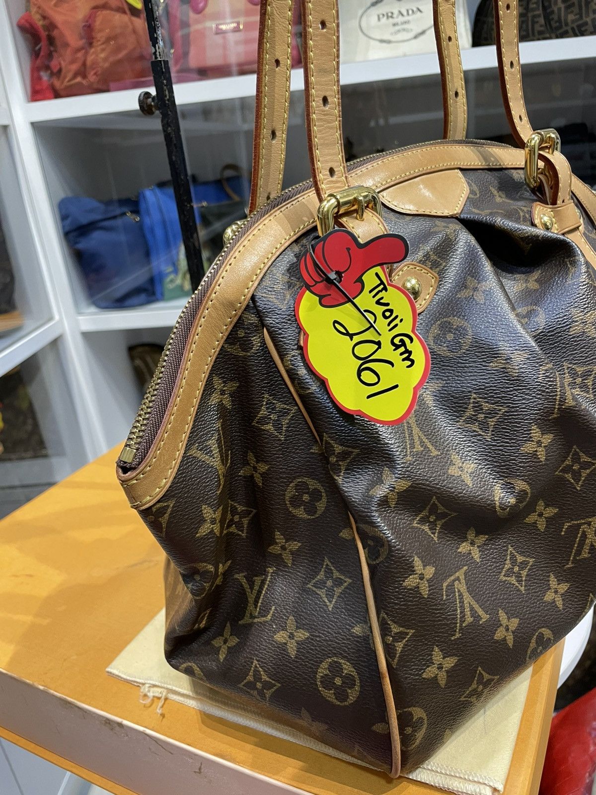 Louis Vuitton AUTHENTIC LOUIS VUITTON MONO TIVOLI GM BAG Size ONE SIZE - 13 Thumbnail