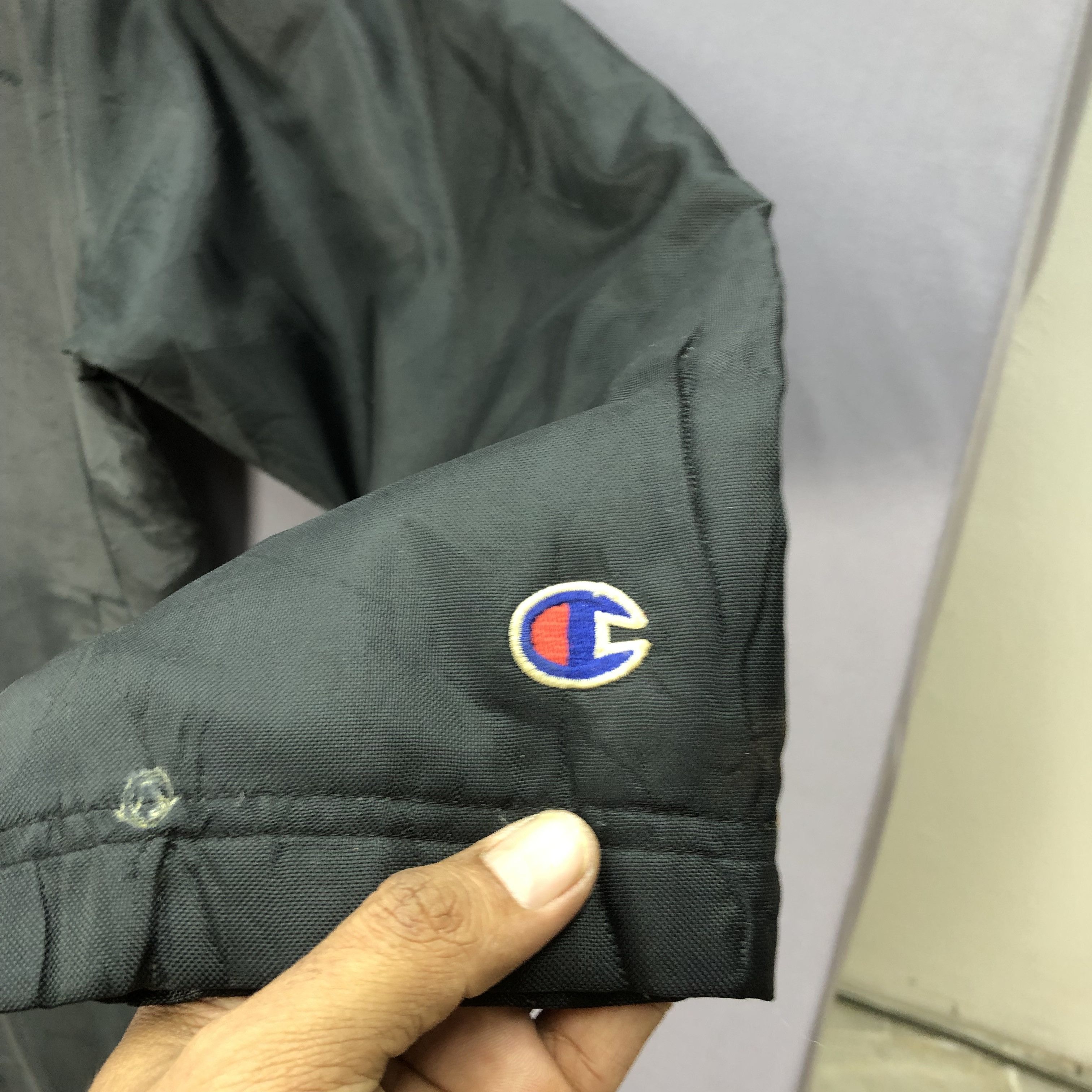 Champion Vintage Champion Windbreaker Fleece Hoodie Coach Jacket Size US L / EU 52-54 / 3 - 8 Thumbnail